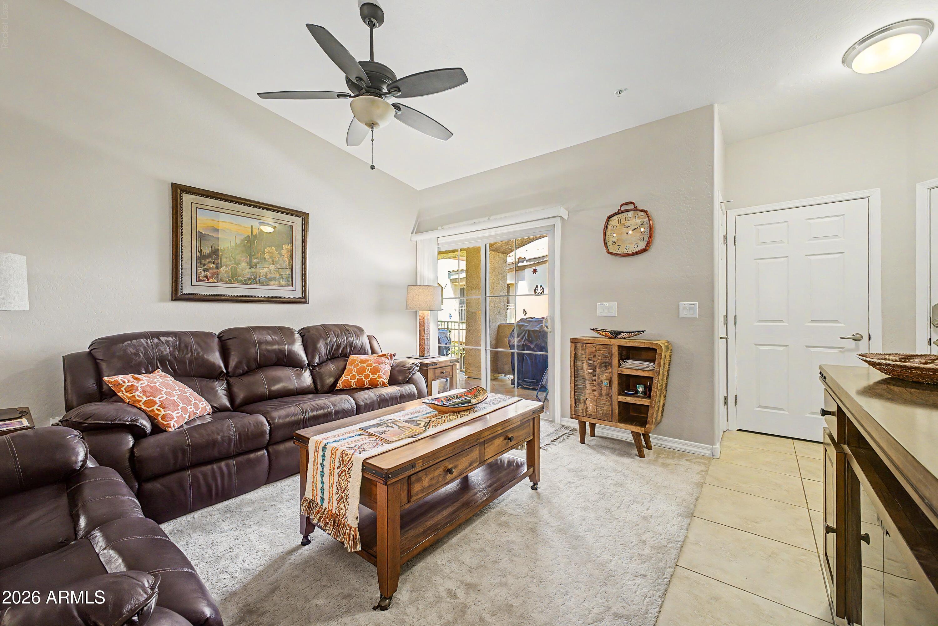 COYOTE LANDING CONDOMINIUM PHASE 1 - Residential