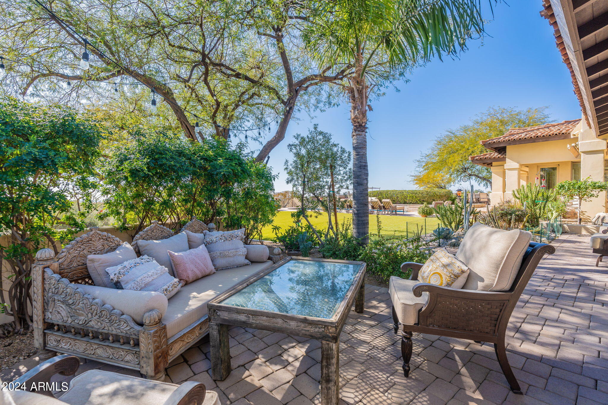 10 Acre Horse Property with VIEWS - Residential