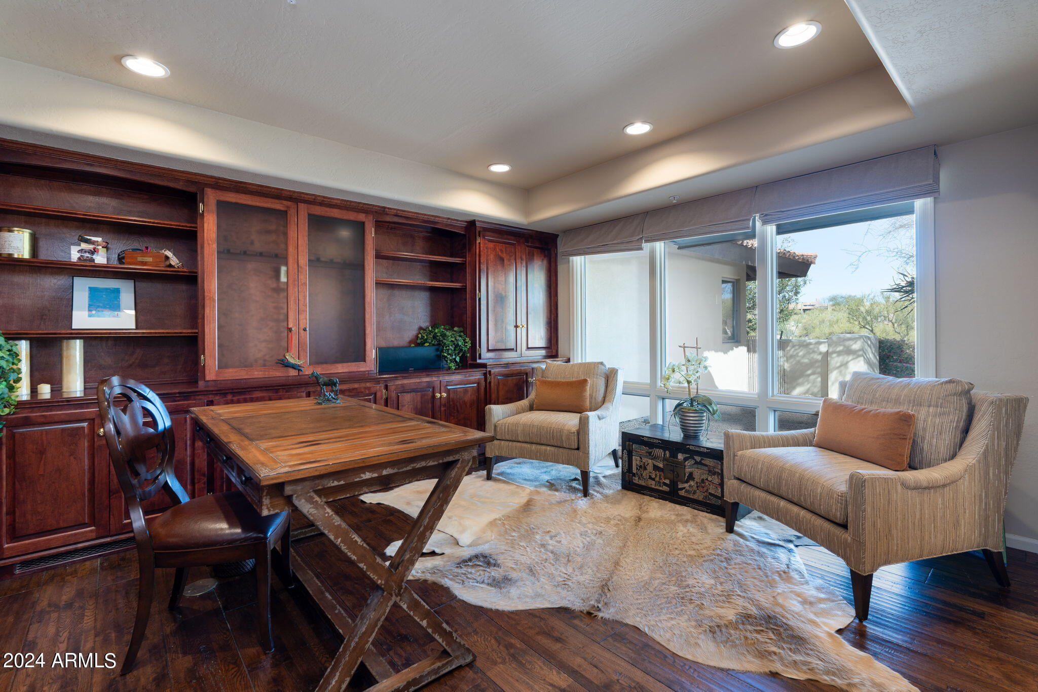 10 Acre Horse Property with VIEWS - Residential