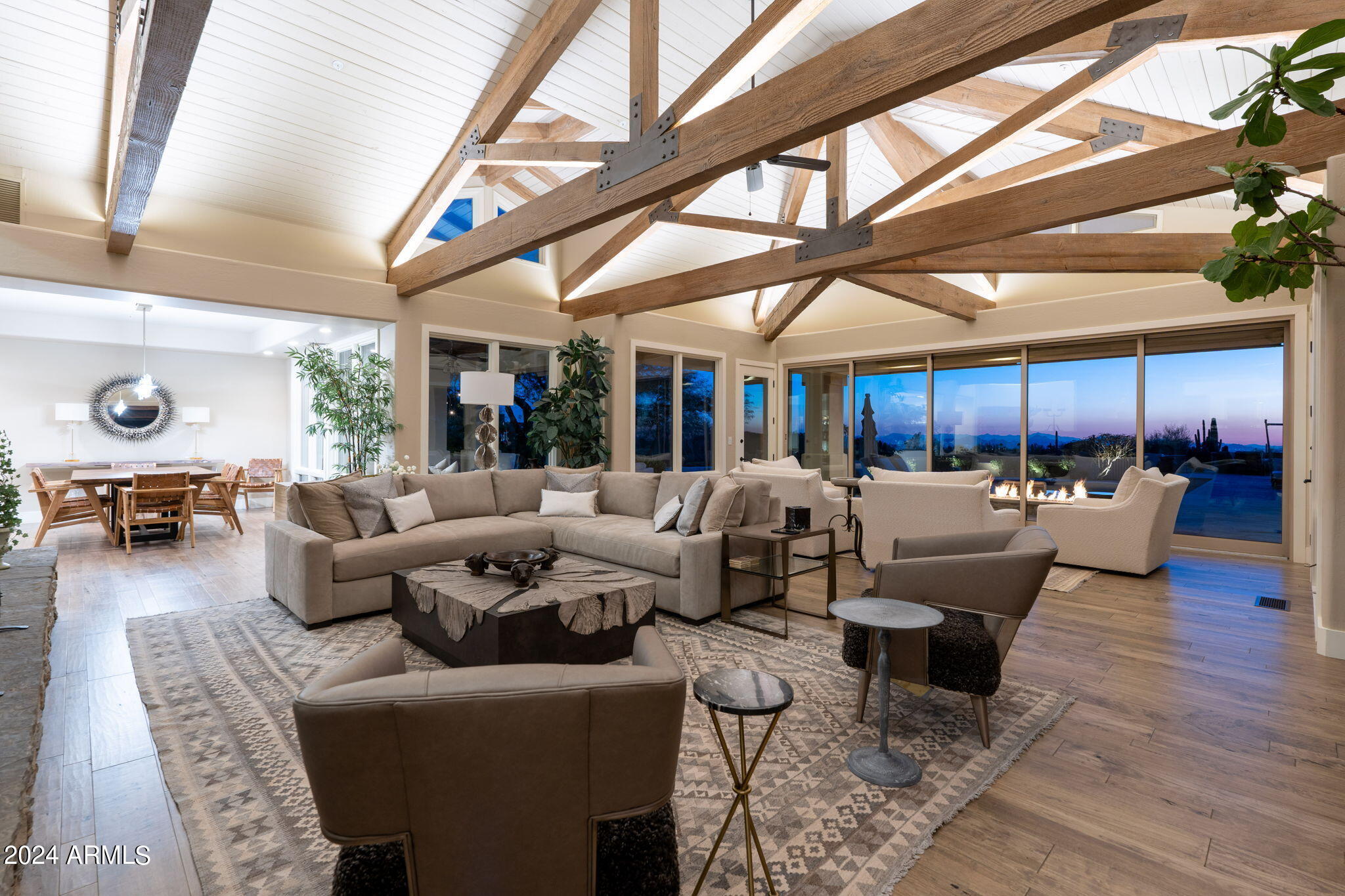 10 Acre Horse Property with VIEWS - Residential