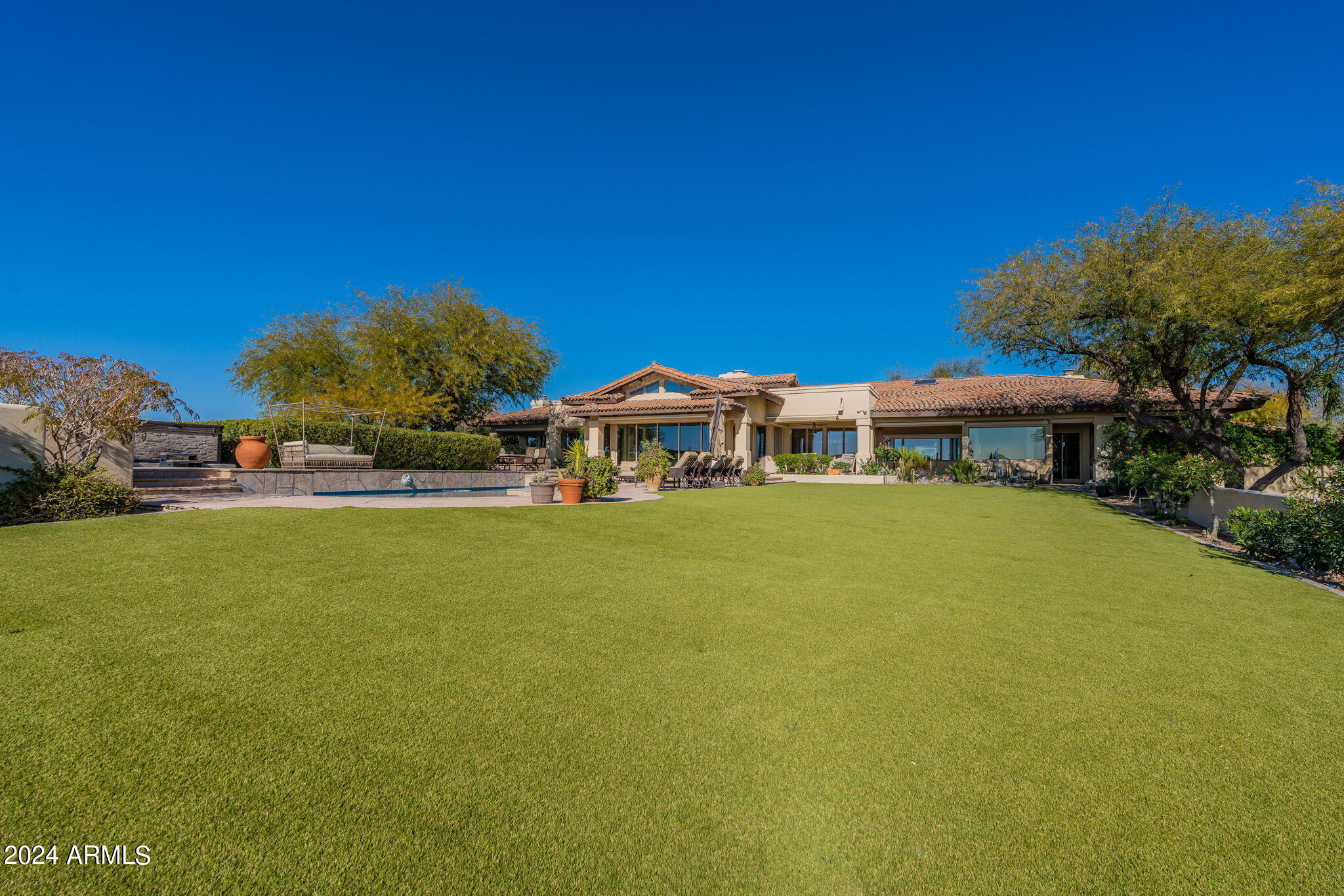 10 Acre Horse Property with VIEWS - Residential