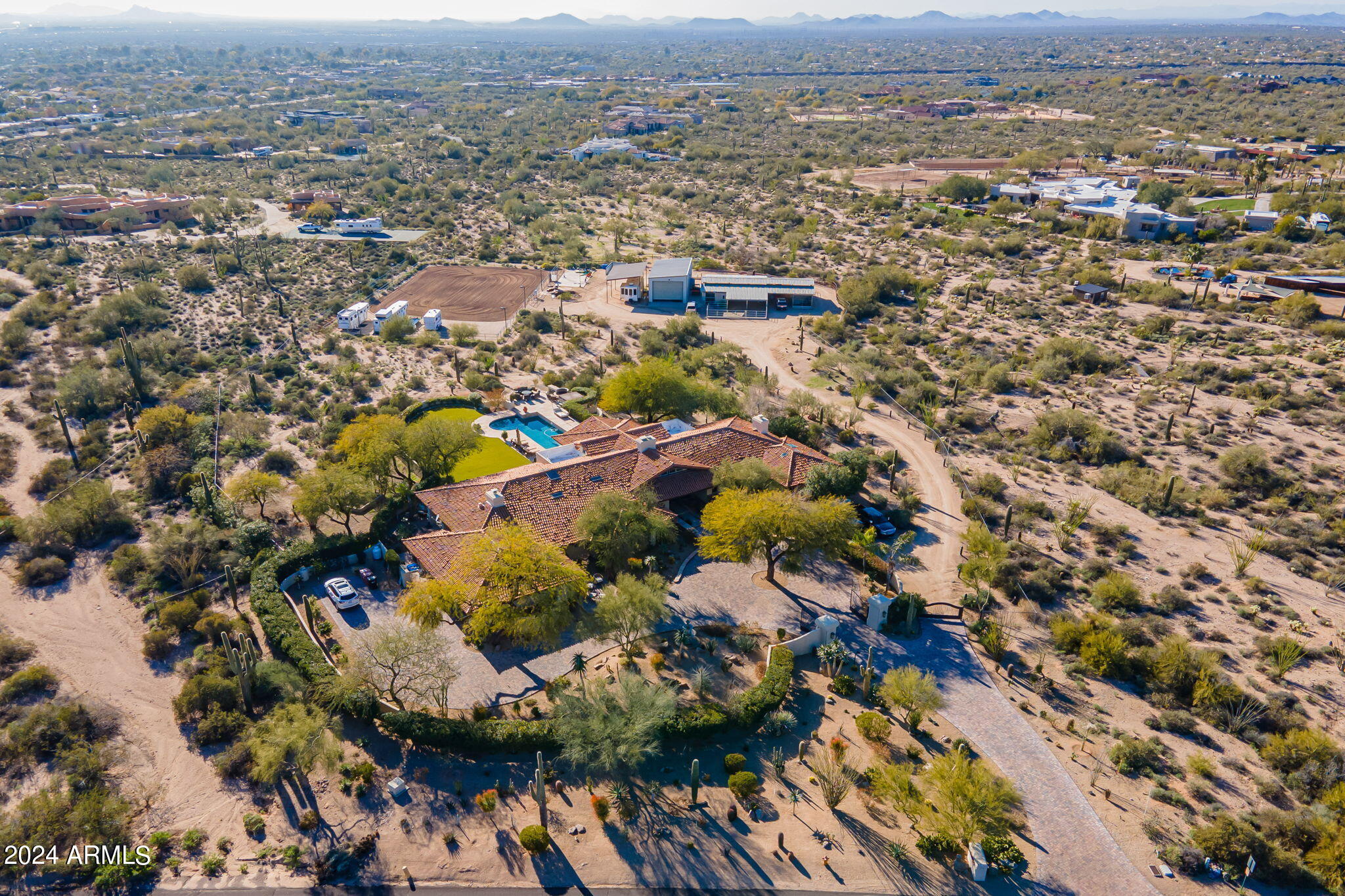 10 Acre Horse Property with VIEWS - Residential