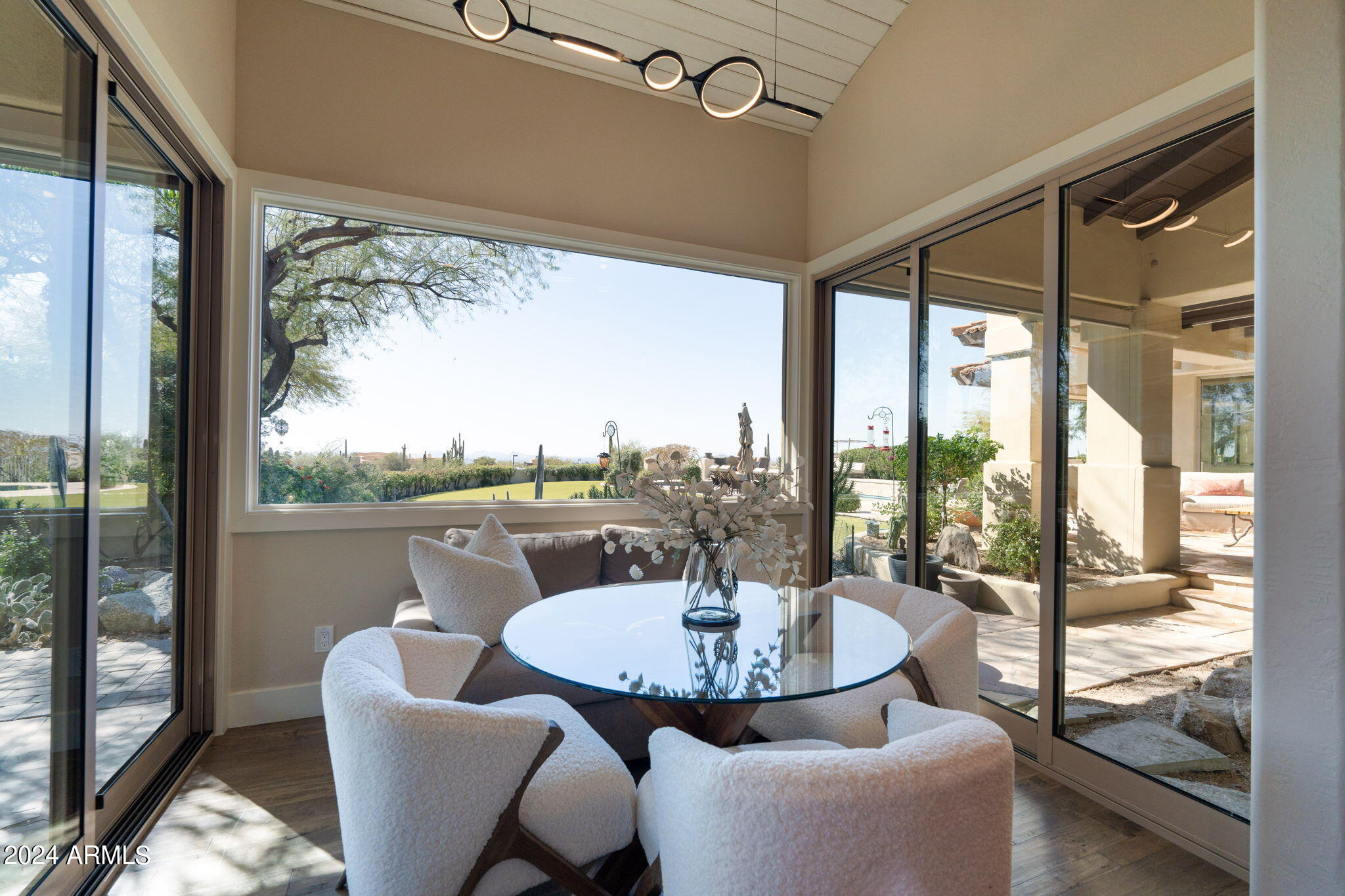 10 Acre Horse Property with VIEWS - Residential