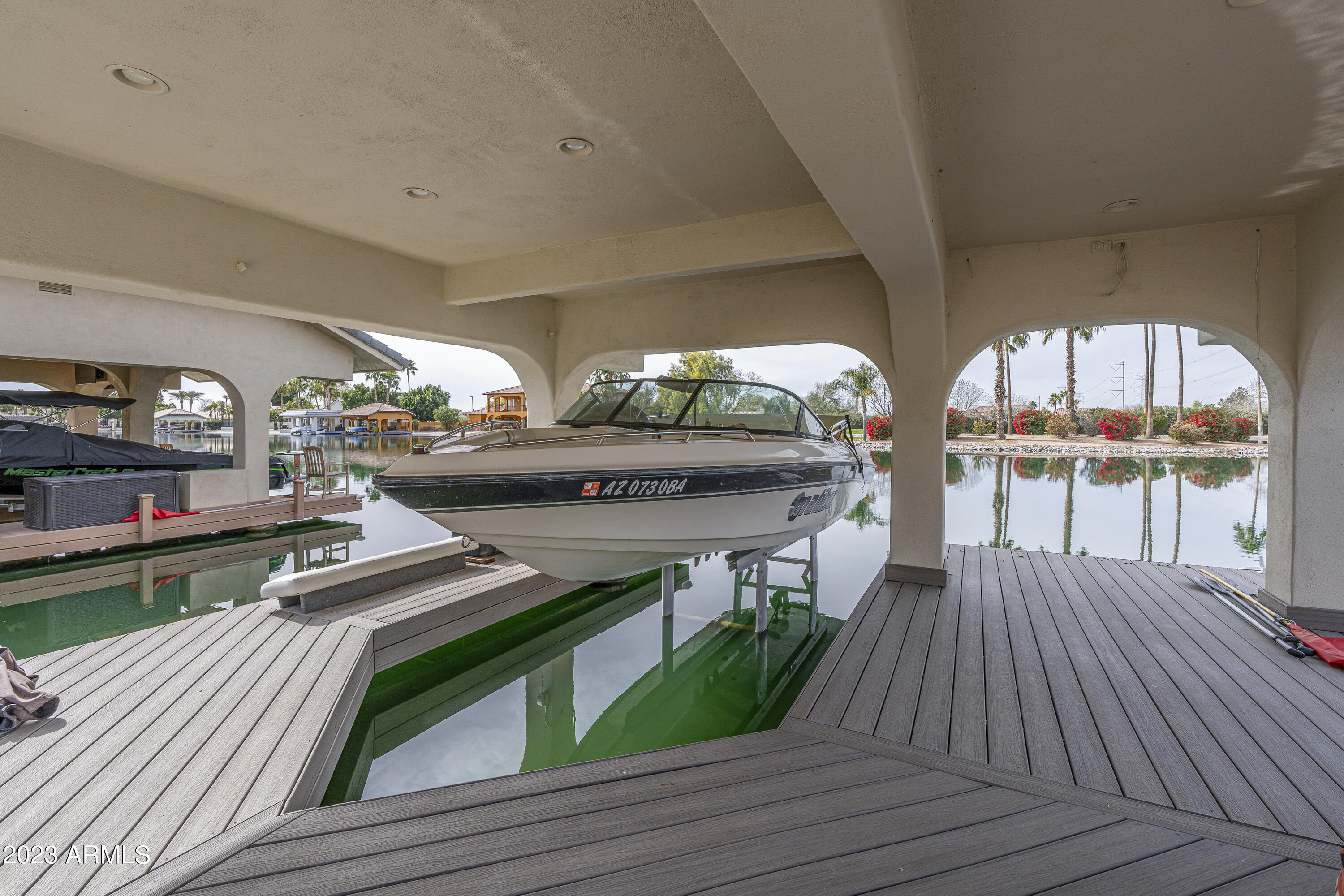 CRYSTAL POINT ESTATES AMD LOT 1-20 TR A-H - Residential