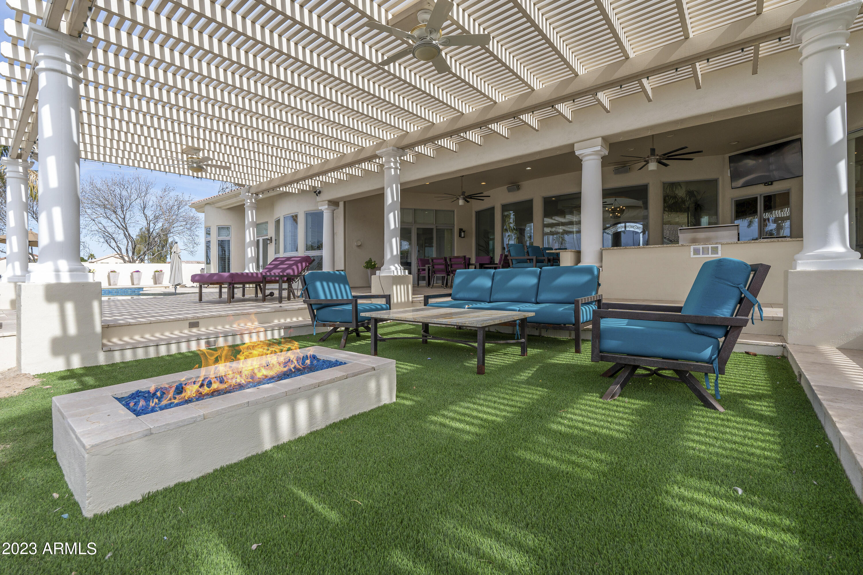 CRYSTAL POINT ESTATES AMD LOT 1-20 TR A-H - Residential