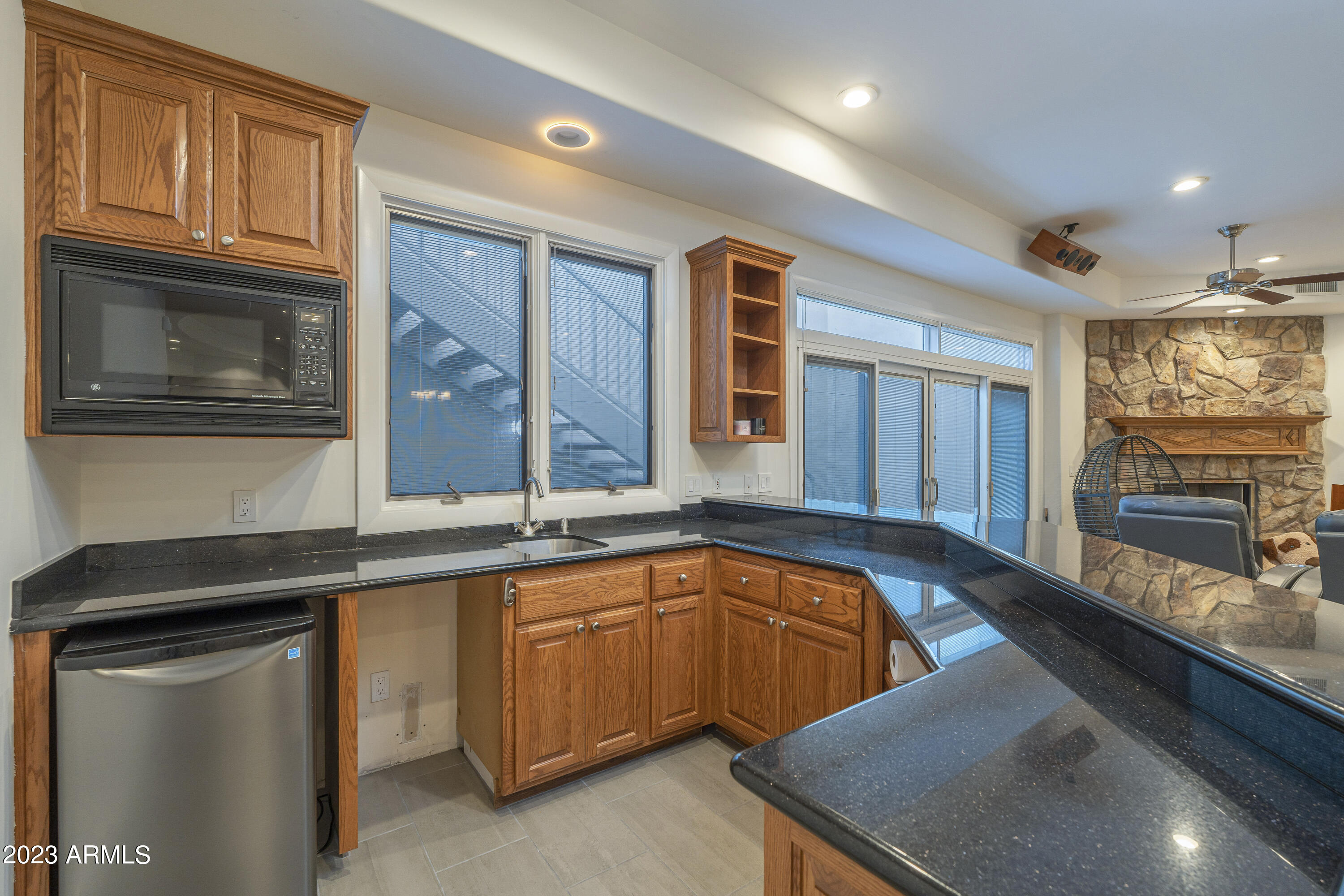 CRYSTAL POINT ESTATES AMD LOT 1-20 TR A-H - Residential