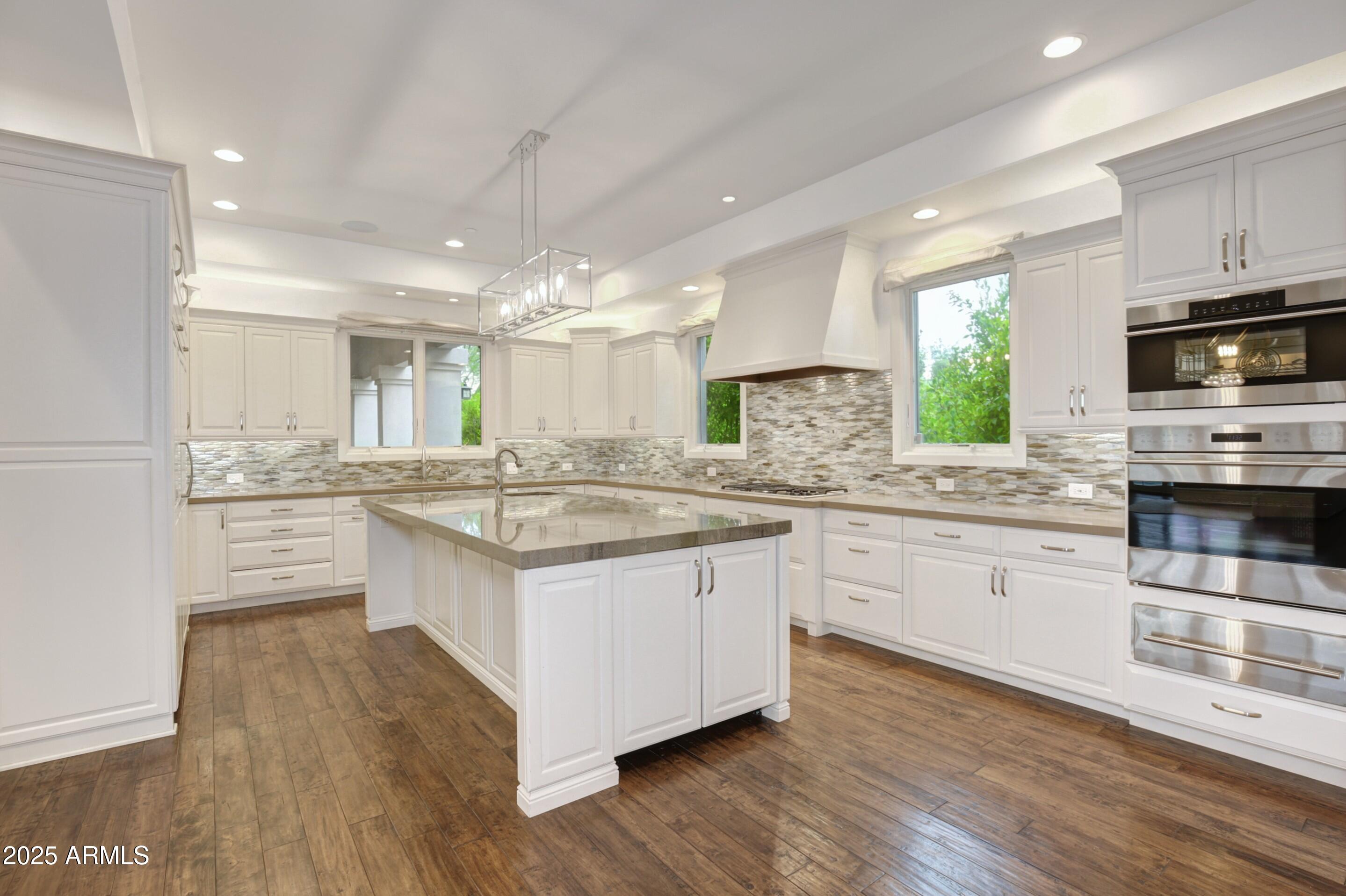 MOCKINGBIRD LANE ESTATES 4 - Residential