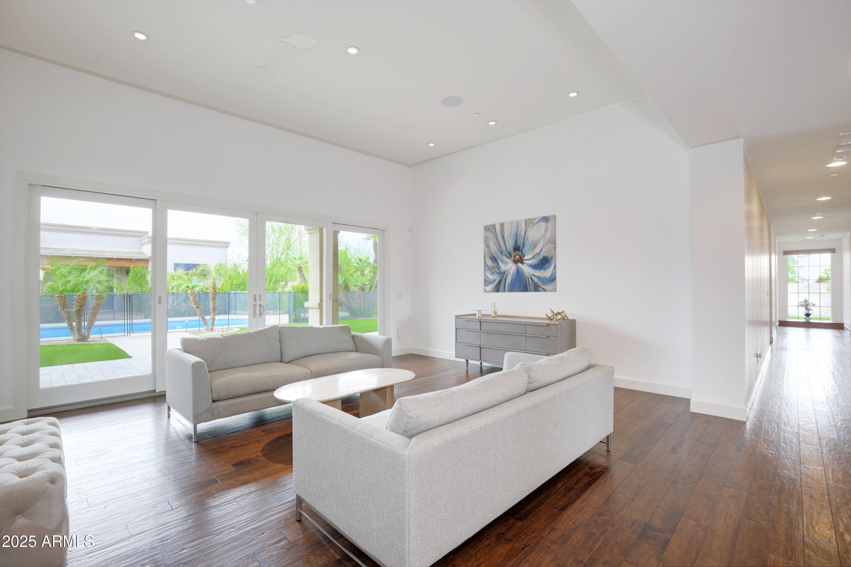 MOCKINGBIRD LANE ESTATES 4 - Residential