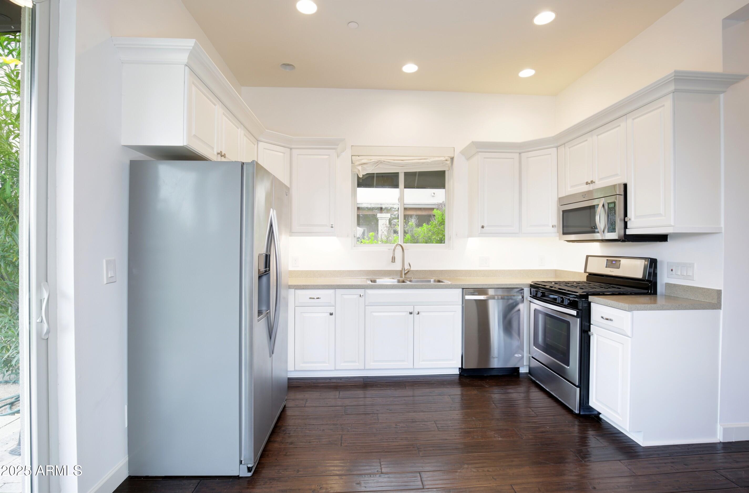 MOCKINGBIRD LANE ESTATES 4 - Residential