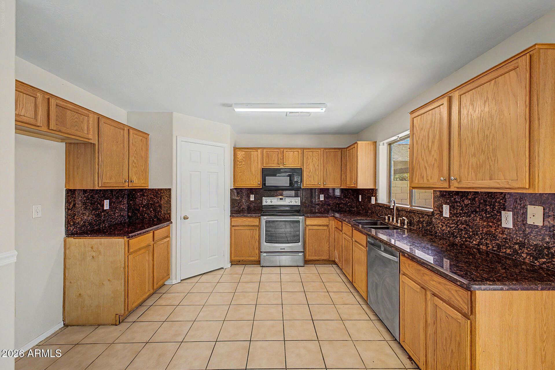 TRAVERTINE AT ESTRELLA VILLAGE UNIT 2 - Residential