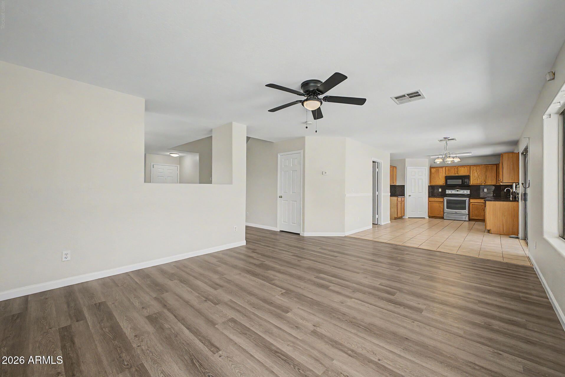 TRAVERTINE AT ESTRELLA VILLAGE UNIT 2 - Residential