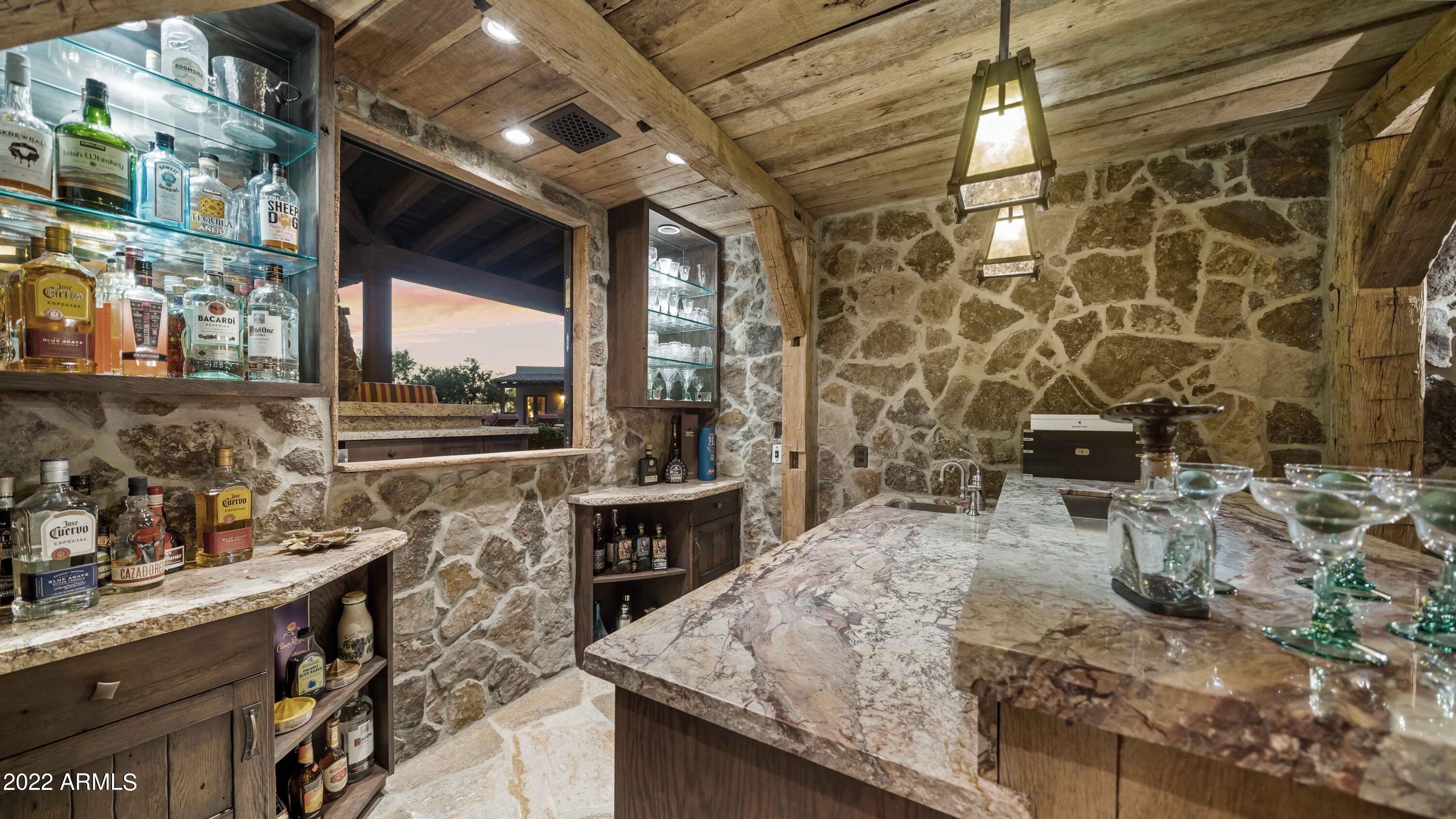 LADERA VISTA - Residential