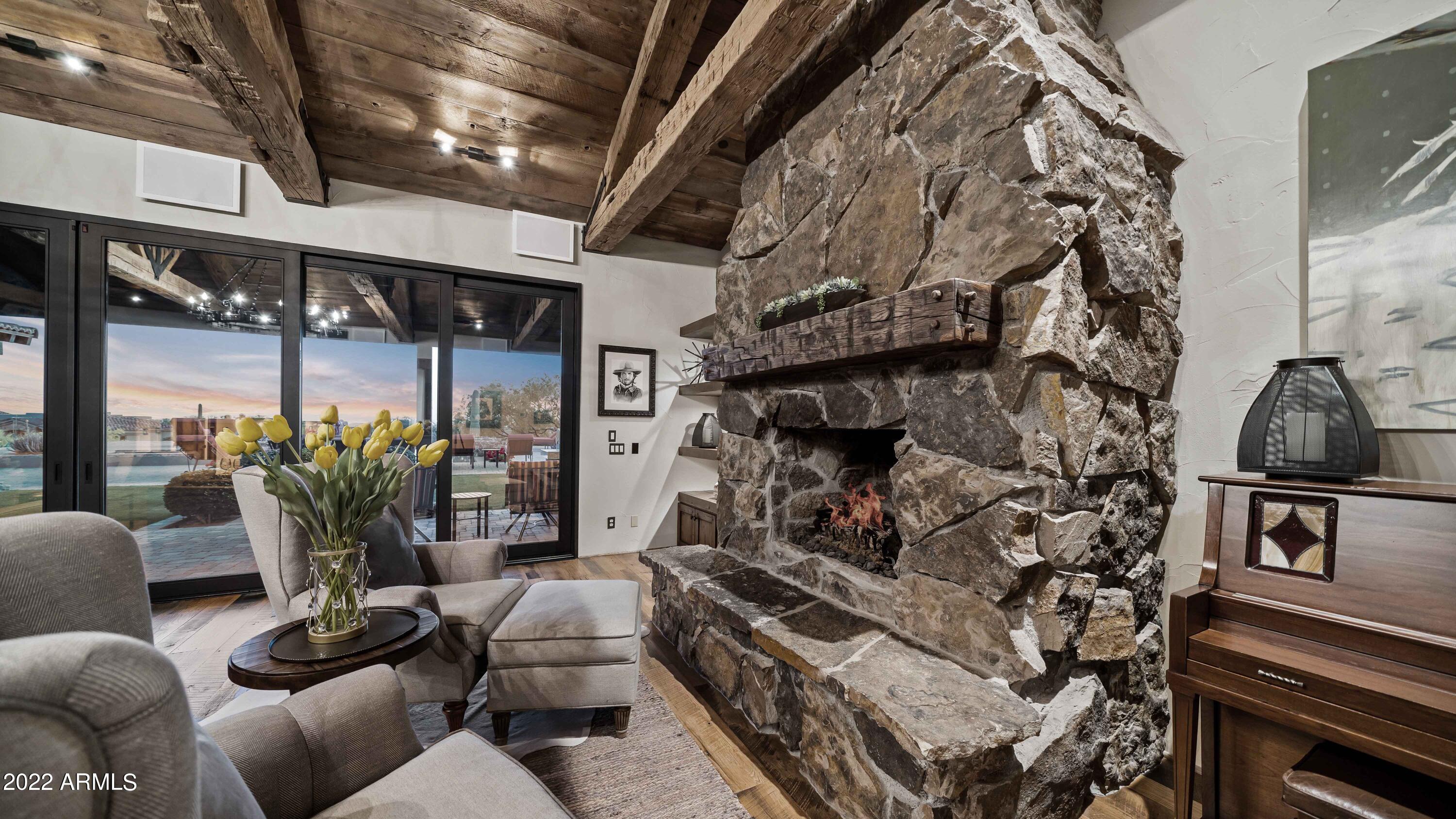 LADERA VISTA - Residential