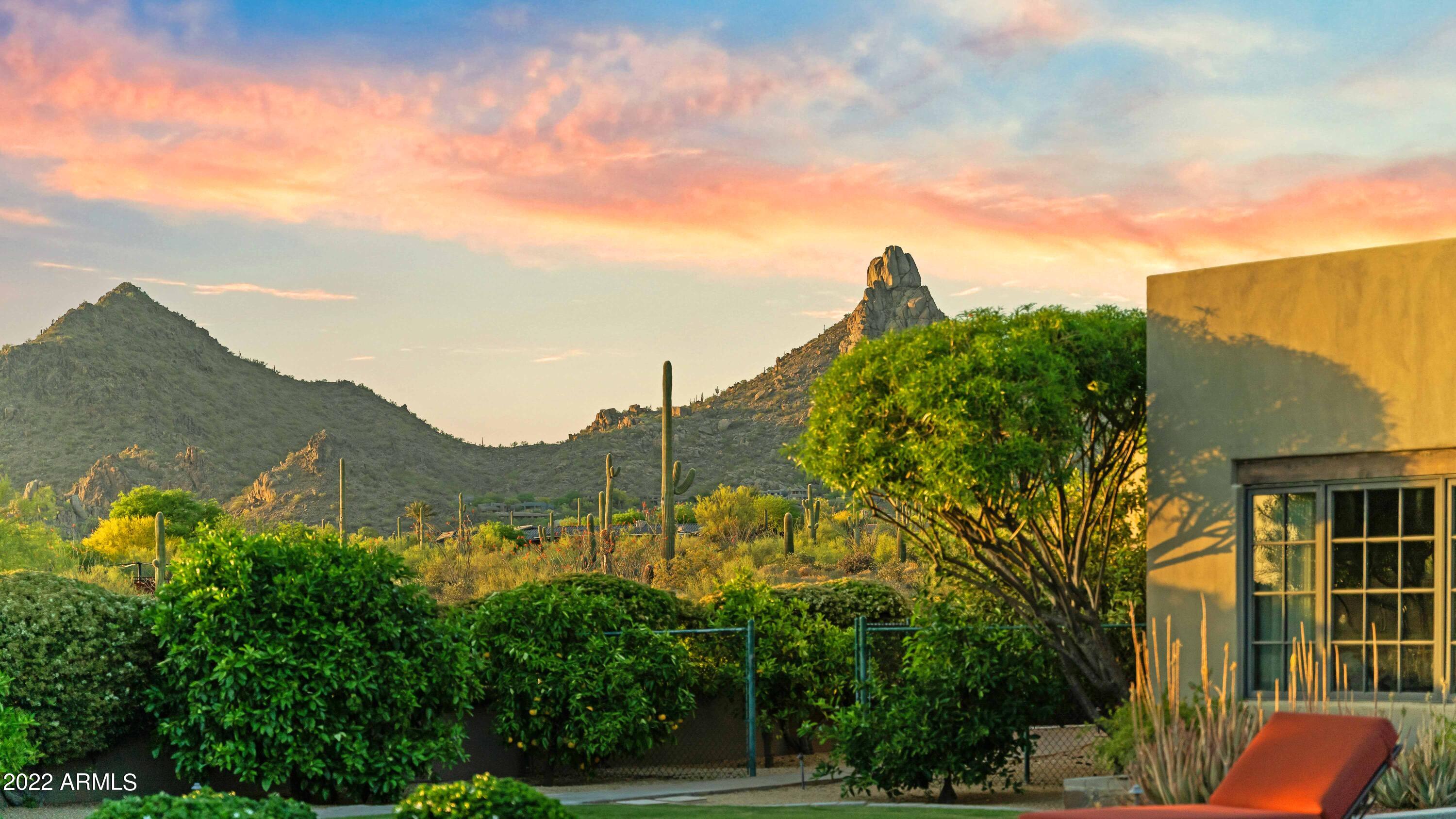 LADERA VISTA - Residential
