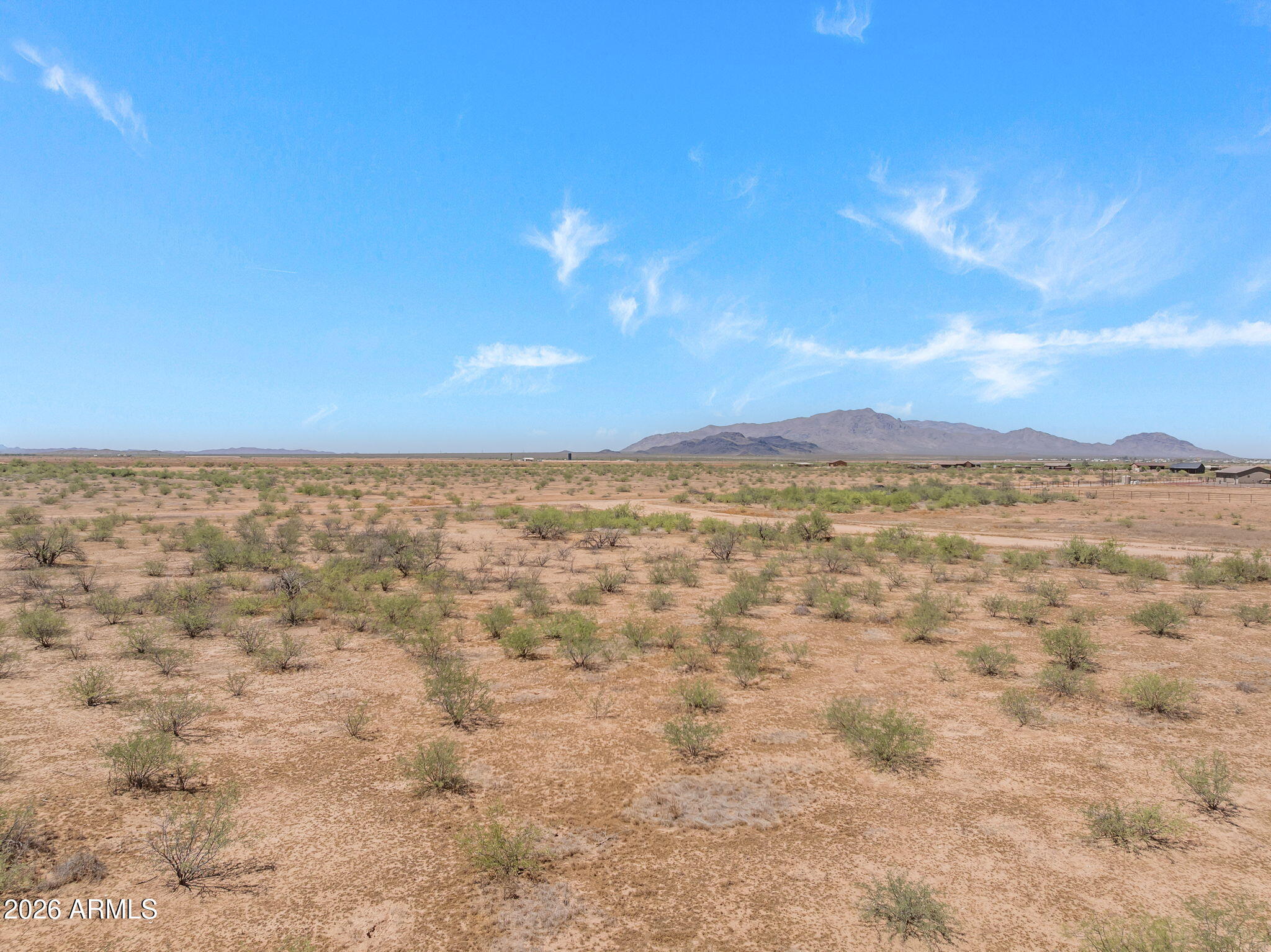 10 acres with a shared well - Land