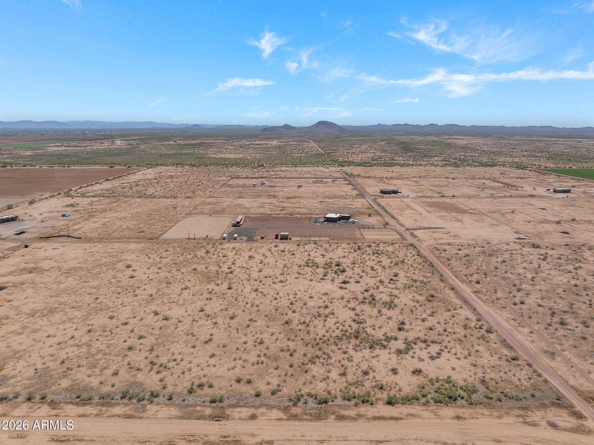 10 acres with a shared well - Land