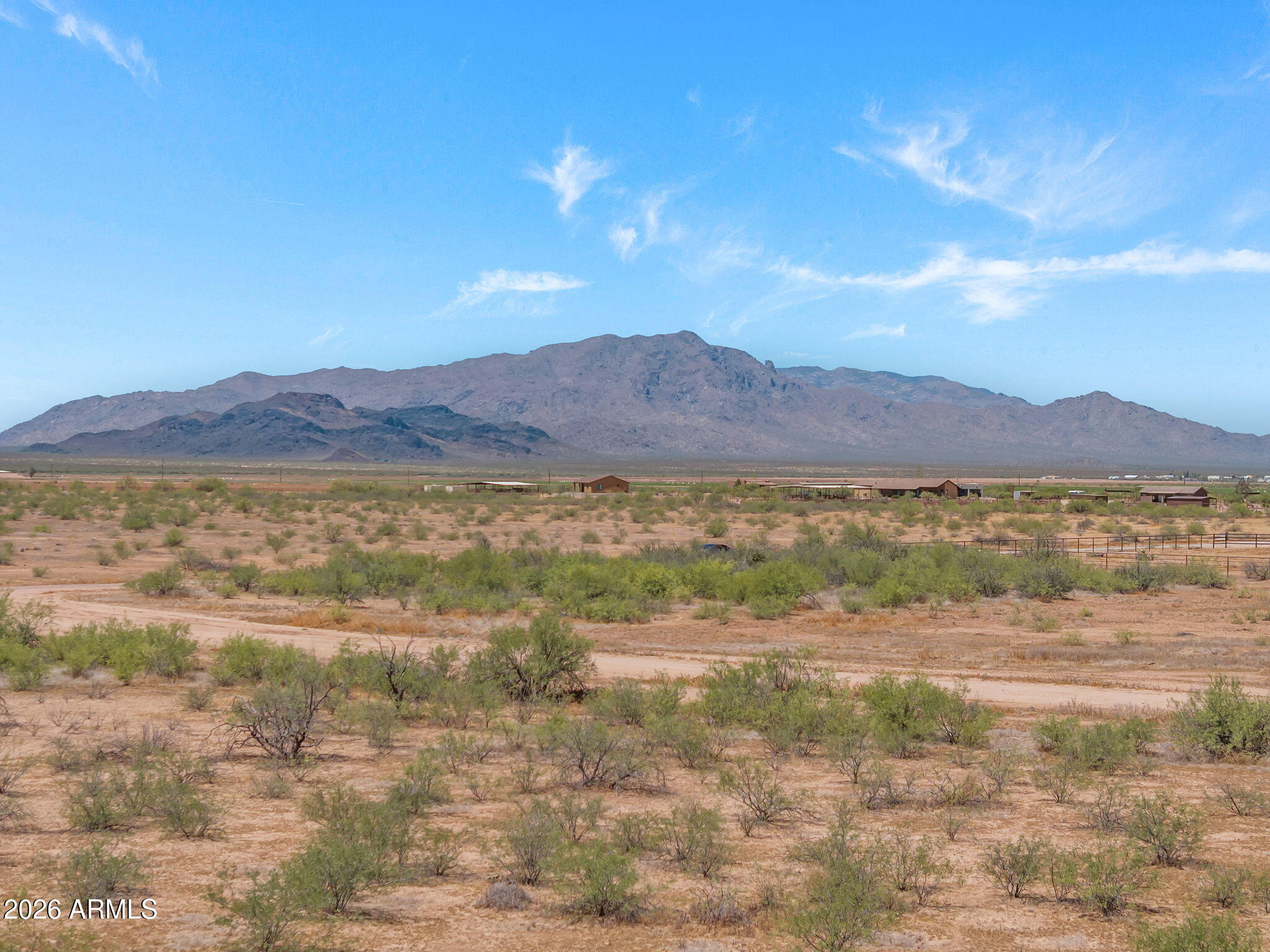10 acres with a shared well - Land