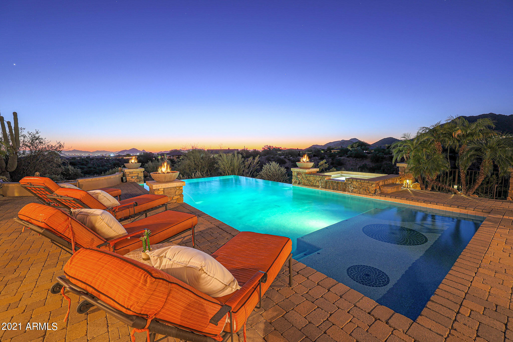 HIDDEN HILLS PARCEL D & E - Residential