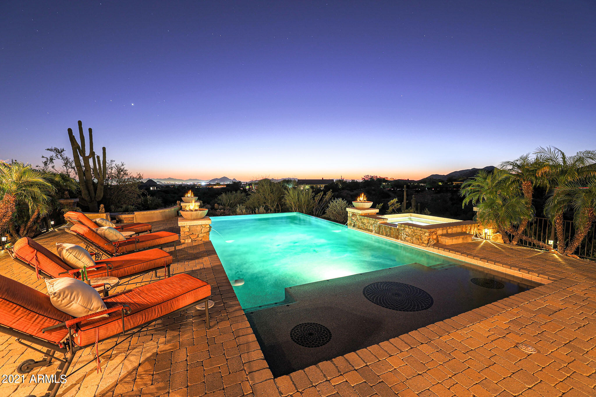 HIDDEN HILLS PARCEL D & E - Residential