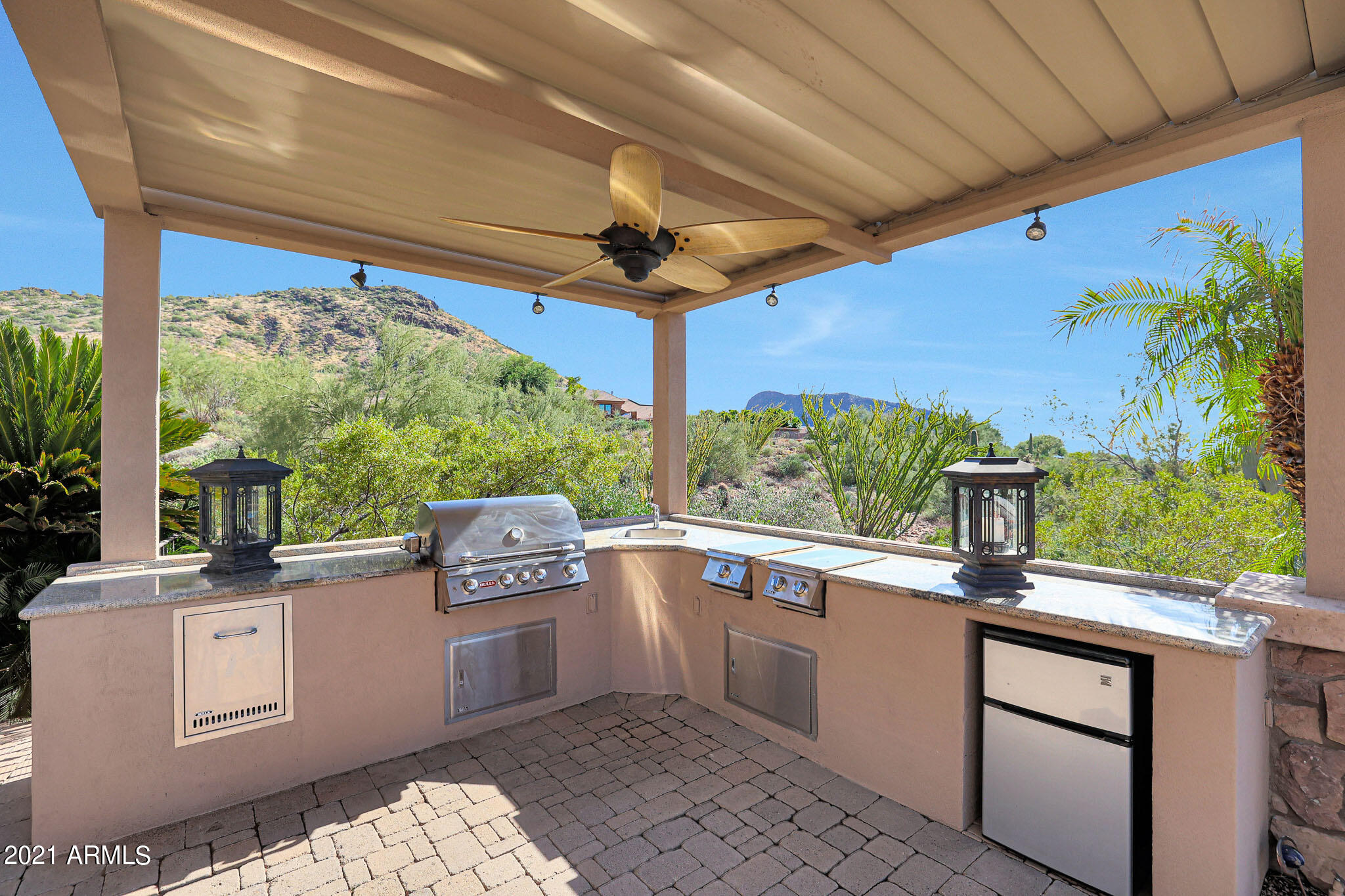 HIDDEN HILLS PARCEL D & E - Residential