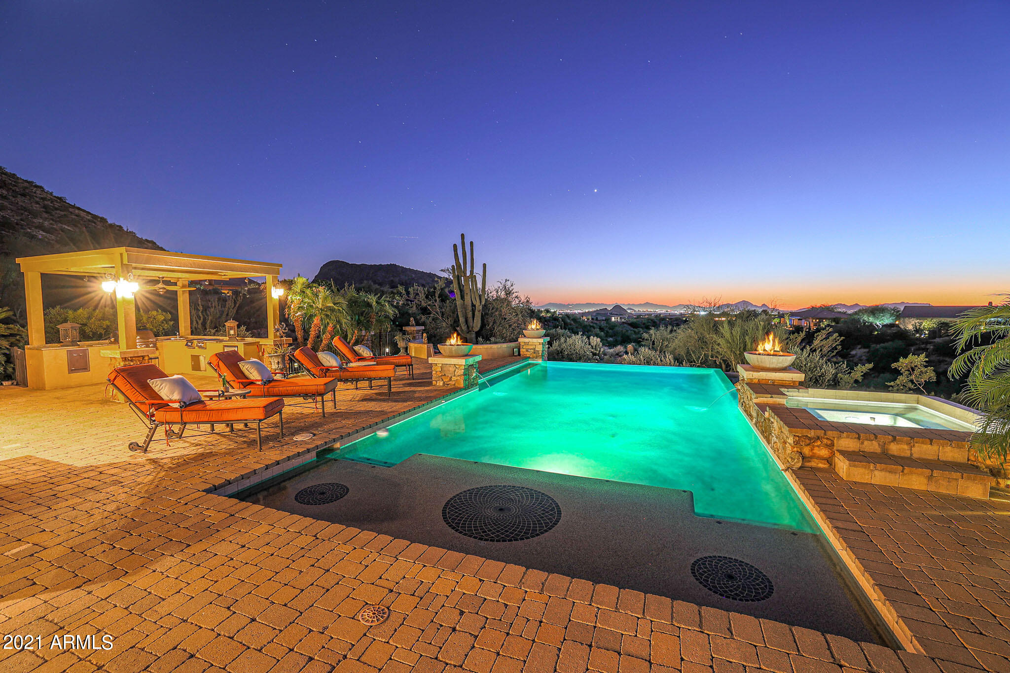 HIDDEN HILLS PARCEL D & E - Residential