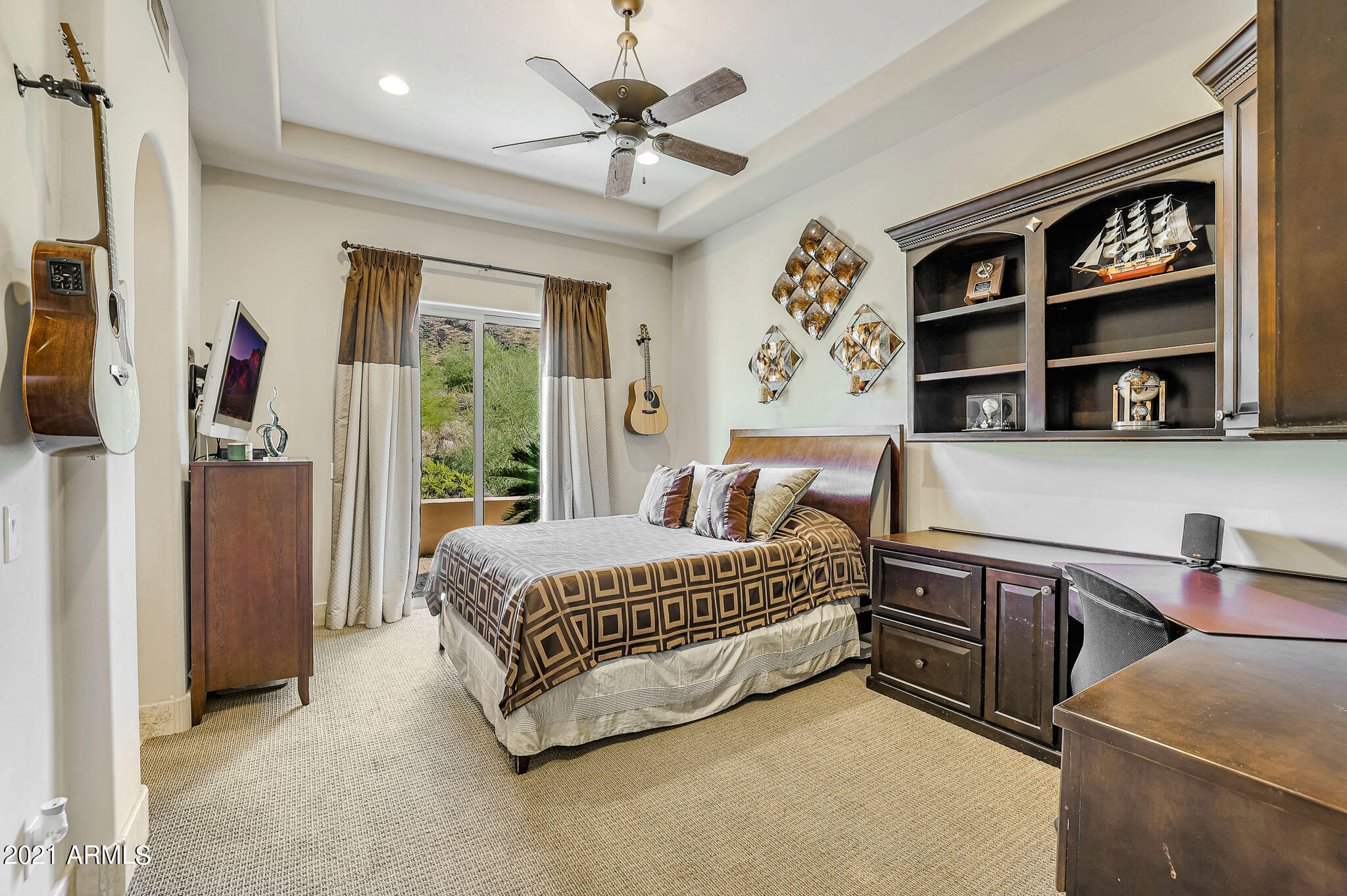 HIDDEN HILLS PARCEL D & E - Residential
