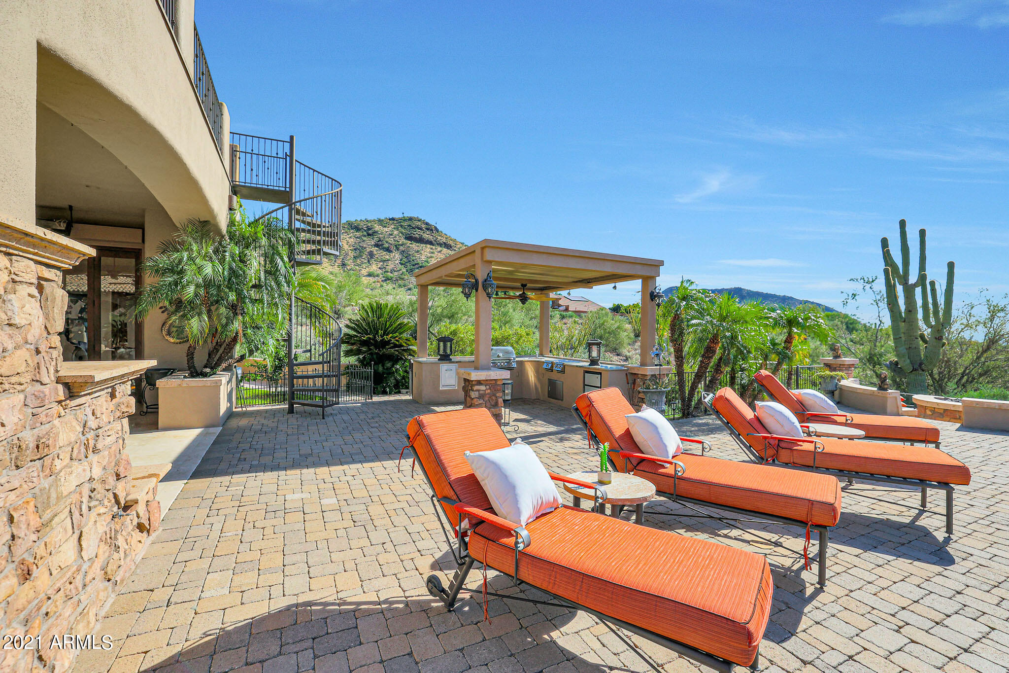 HIDDEN HILLS PARCEL D & E - Residential