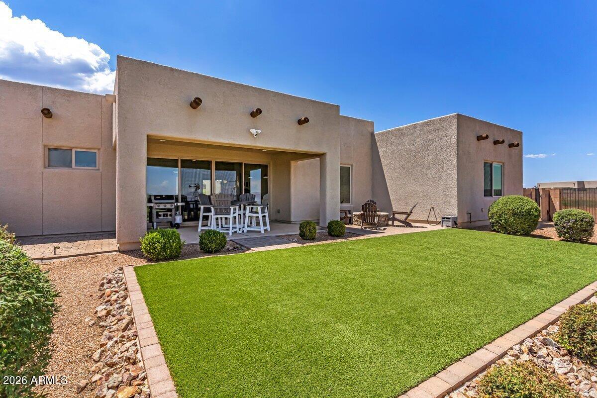 WILD HORSE 2 - Residential
