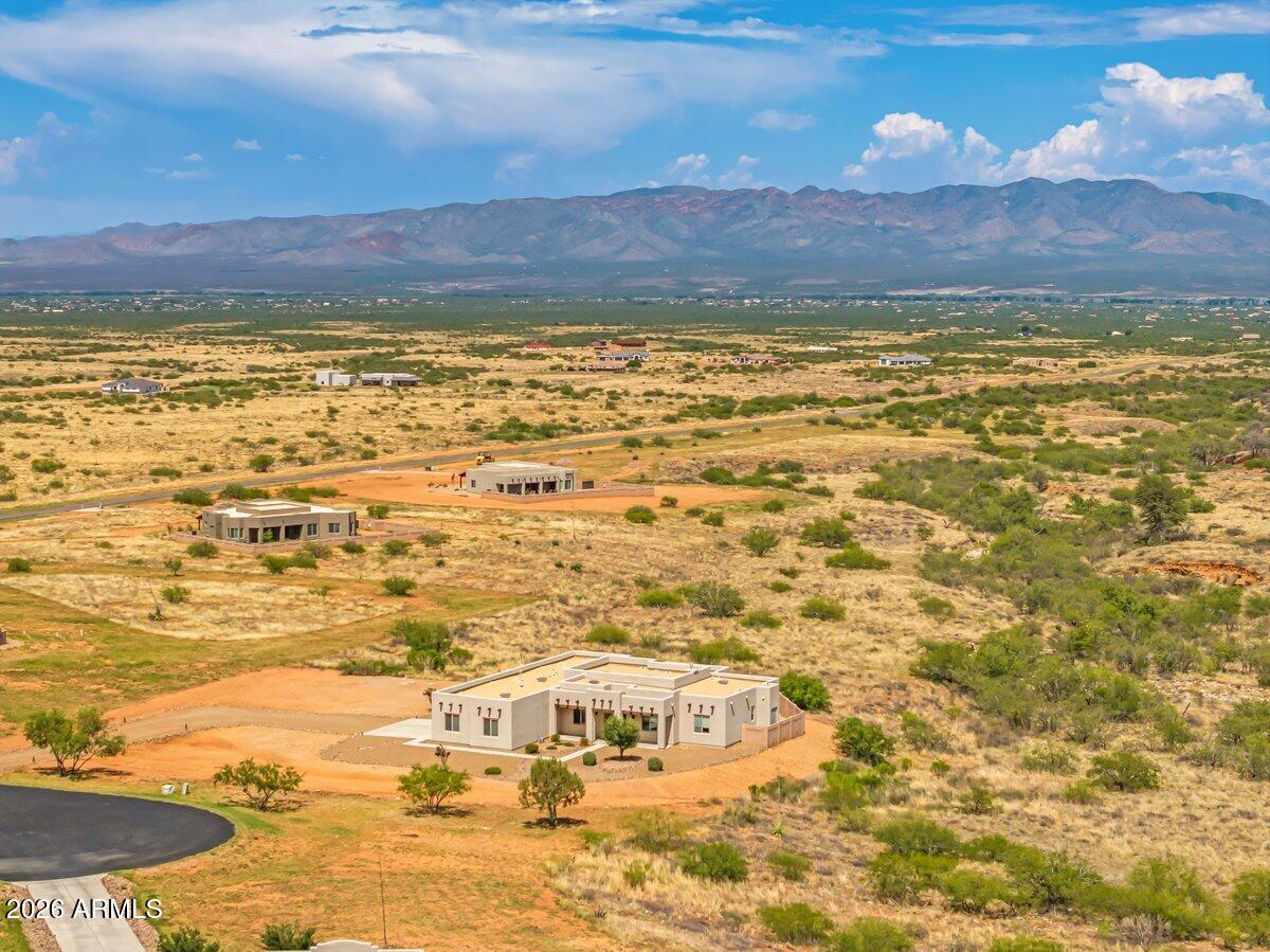 WILD HORSE 2 - Residential