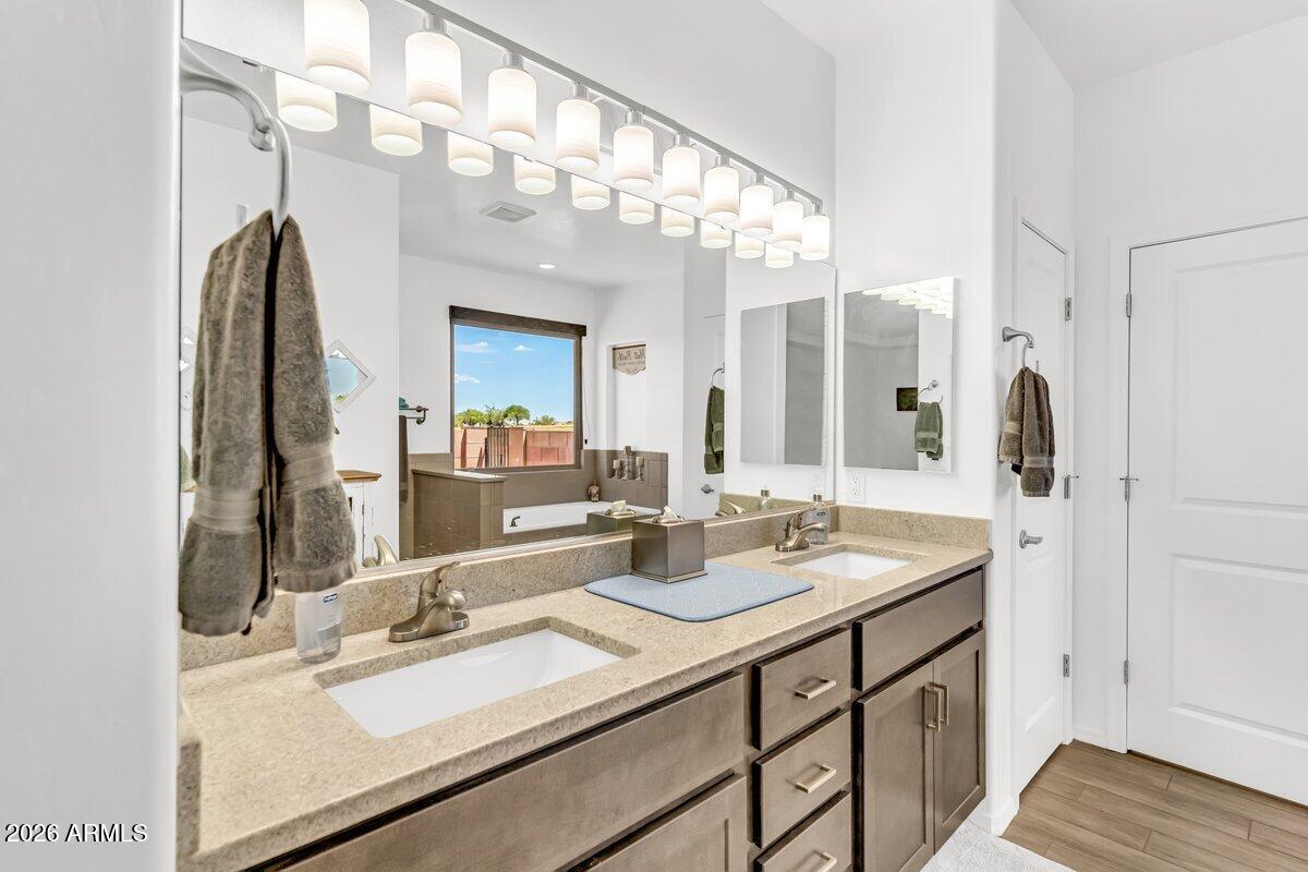 WILD HORSE 2 - Residential