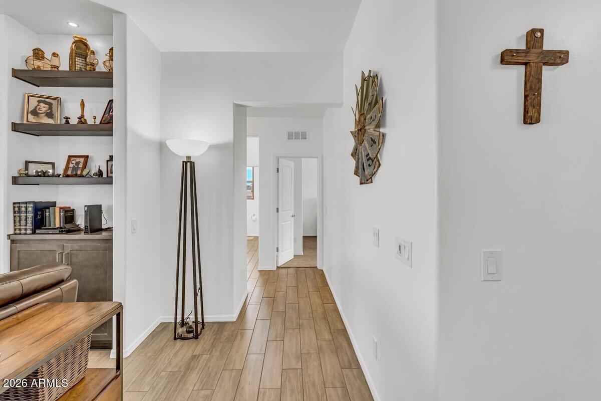 WILD HORSE 2 - Residential