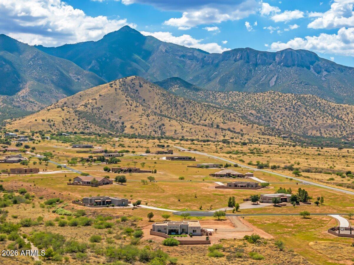 WILD HORSE 2 - Residential