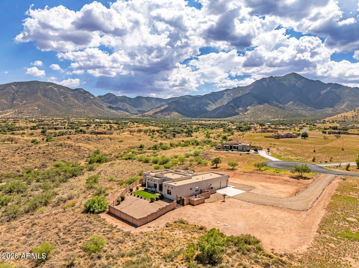 WILD HORSE 2 - Residential