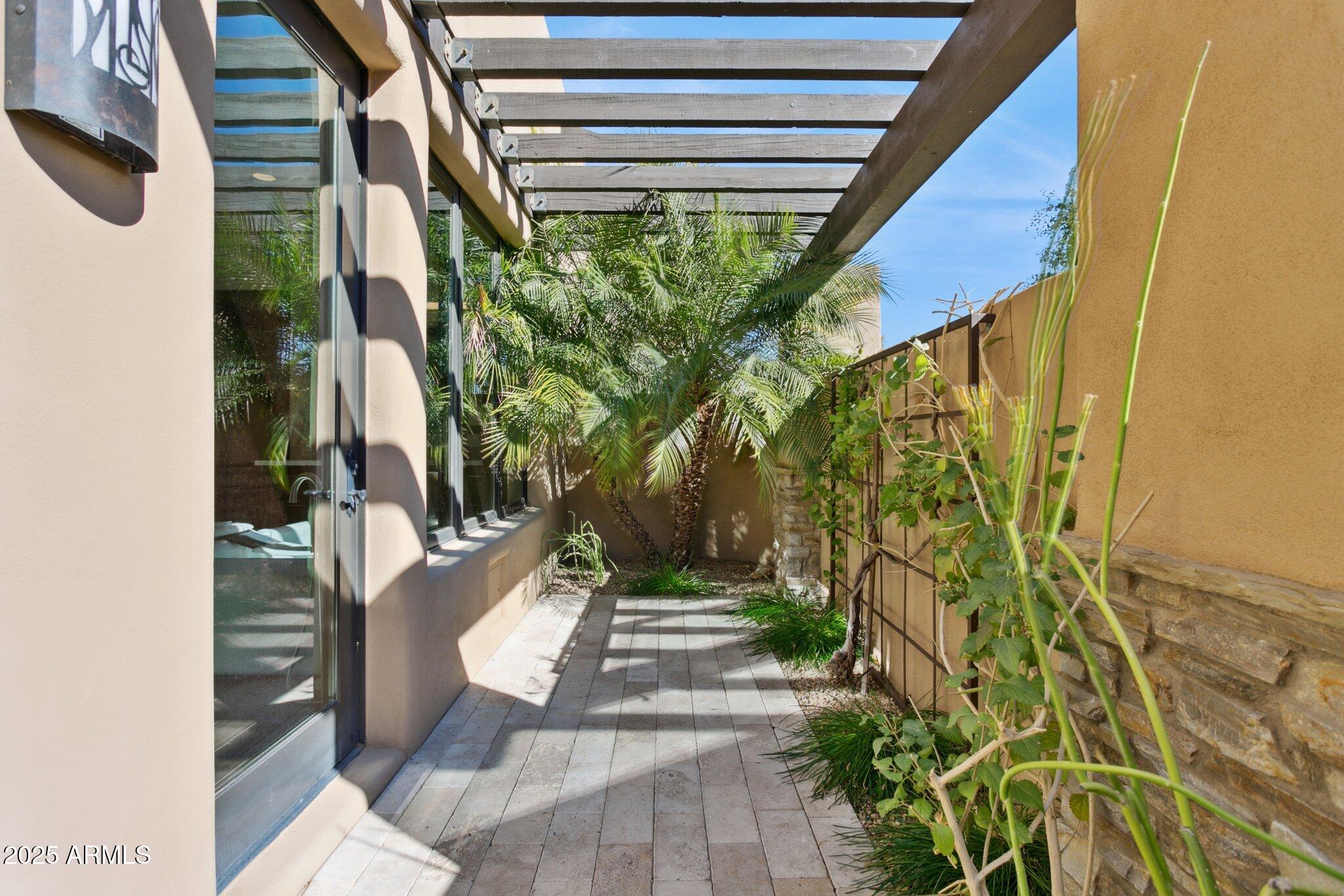 Privada - Residential