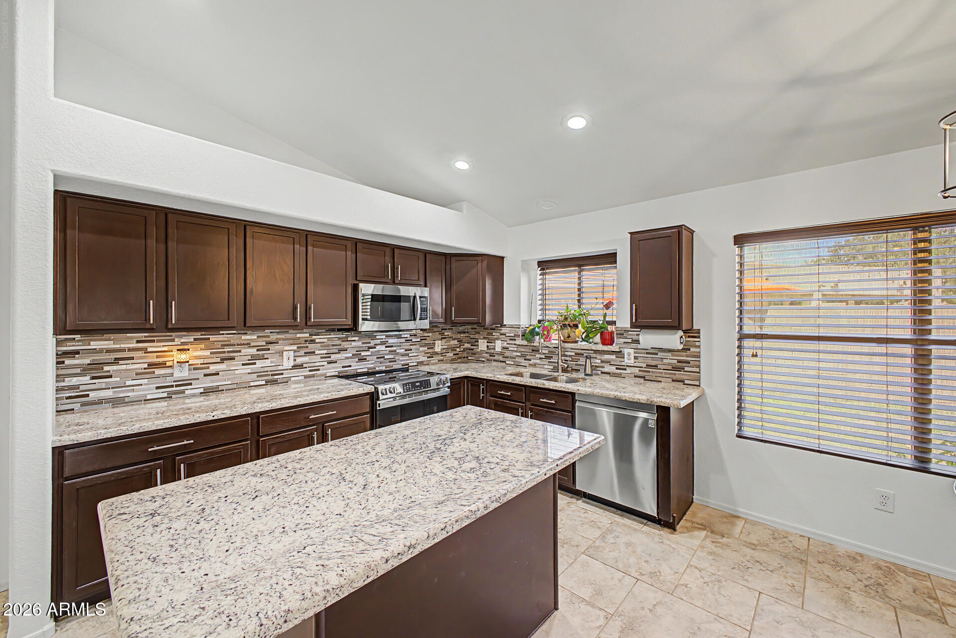 HIGHLANDS AT ARROWHEAD RANCH 4 - Residential