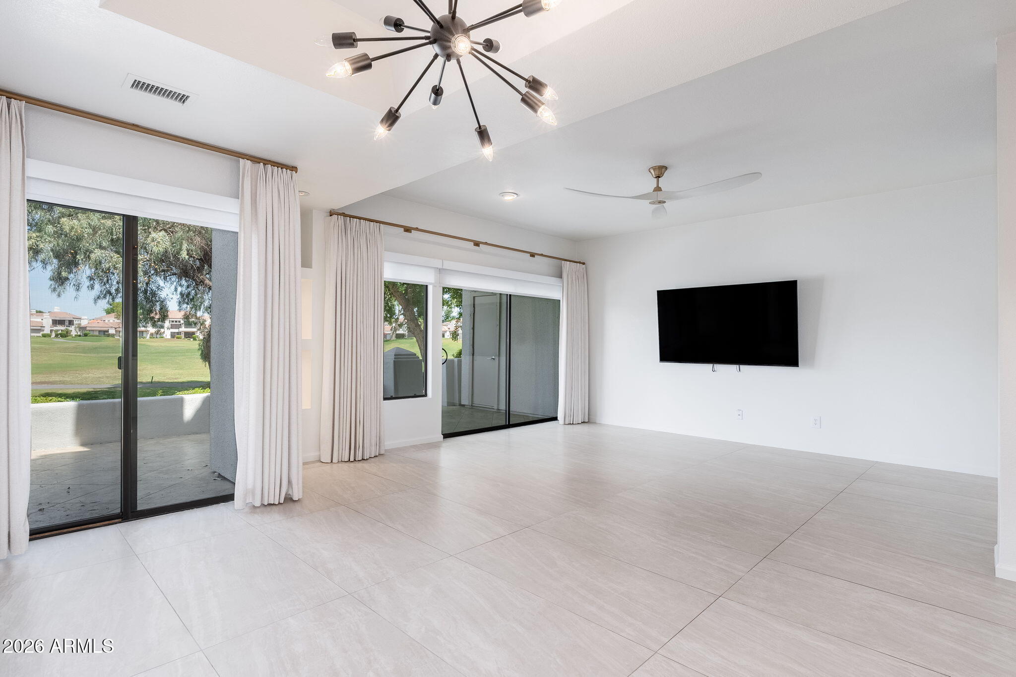 PAVILIONS AMD - Residential