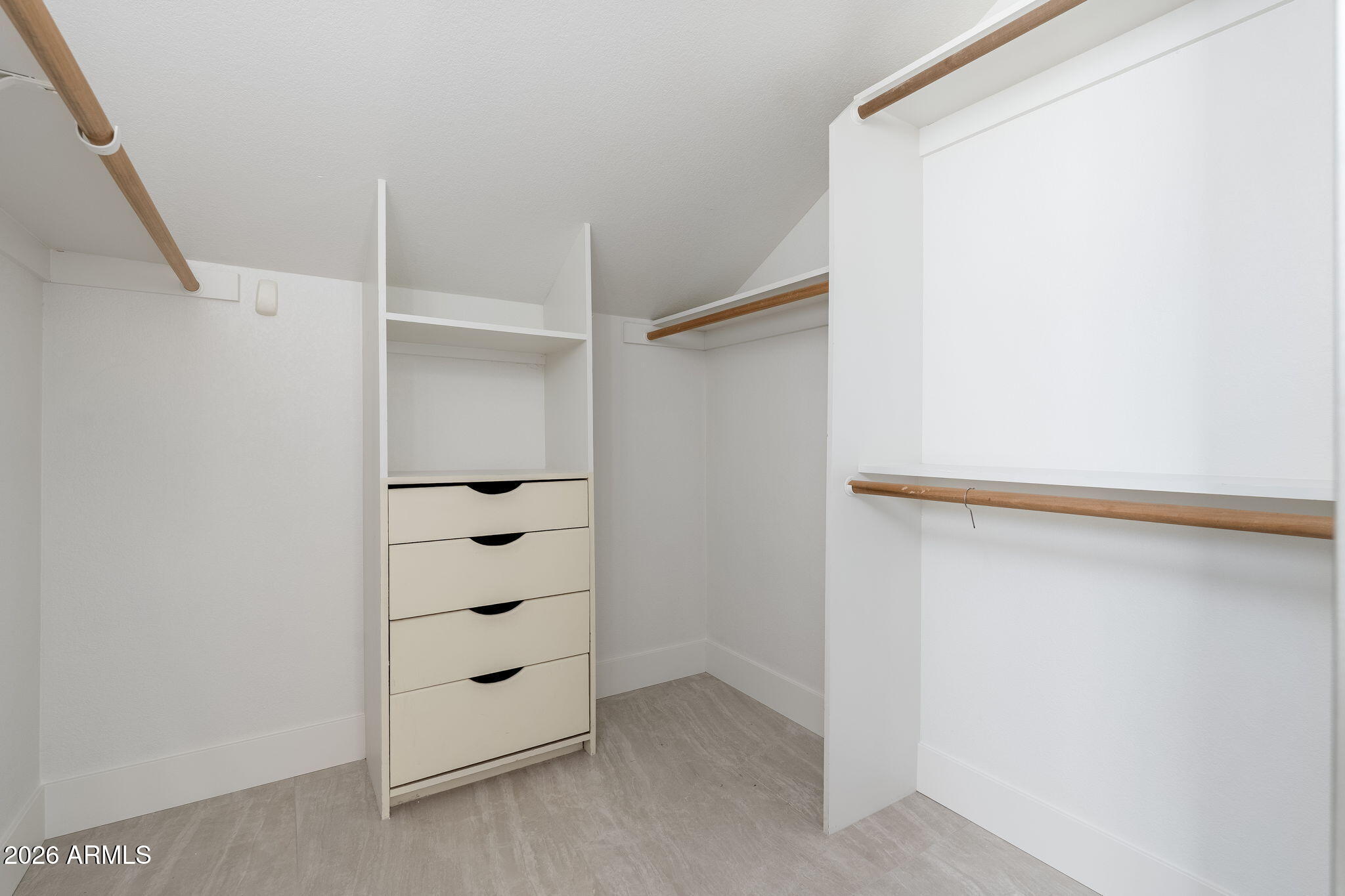 PAVILIONS AMD - Residential