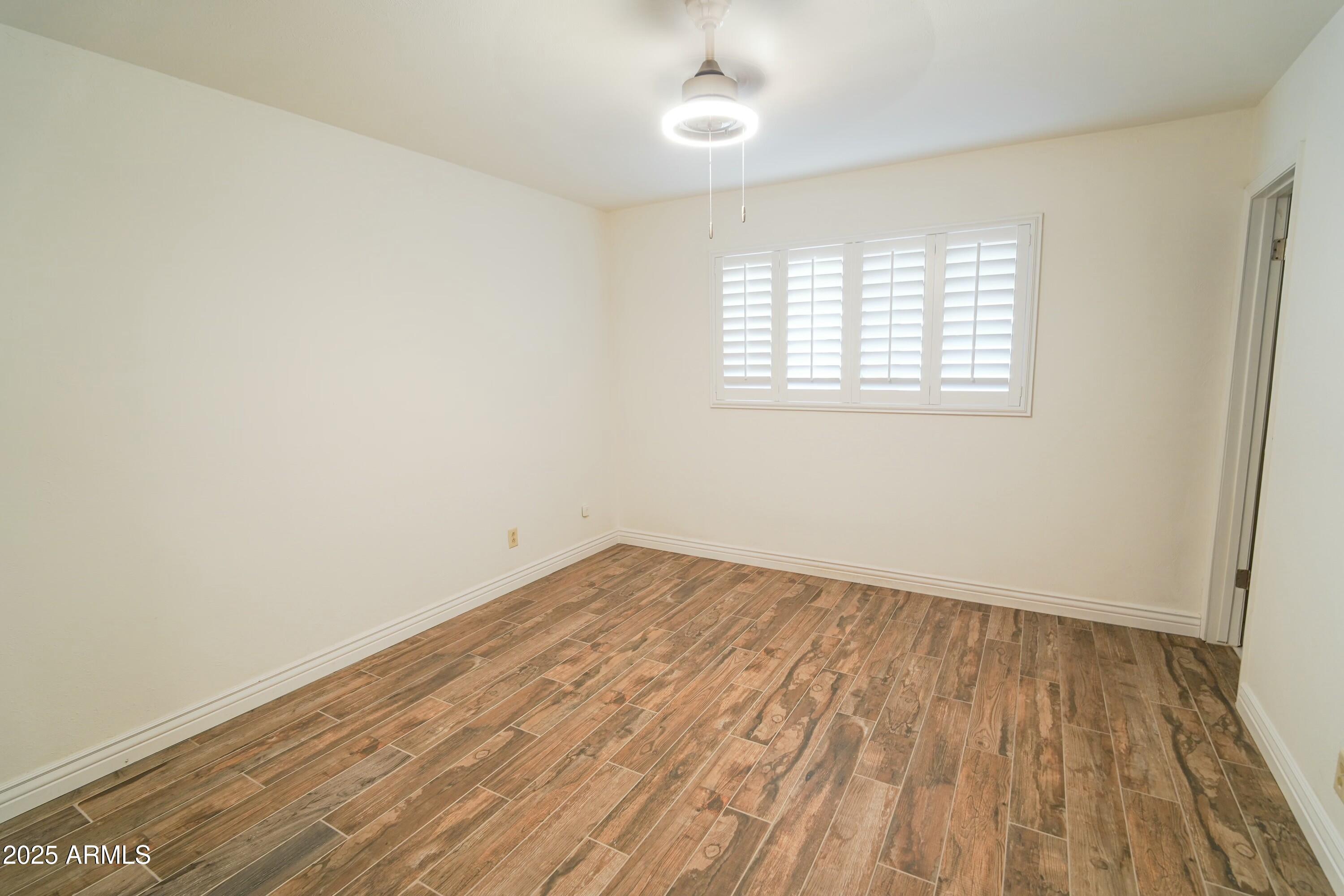 SCOTTSDALE ESTATES 14 LOTS 1845-1925 - Residential Lease
