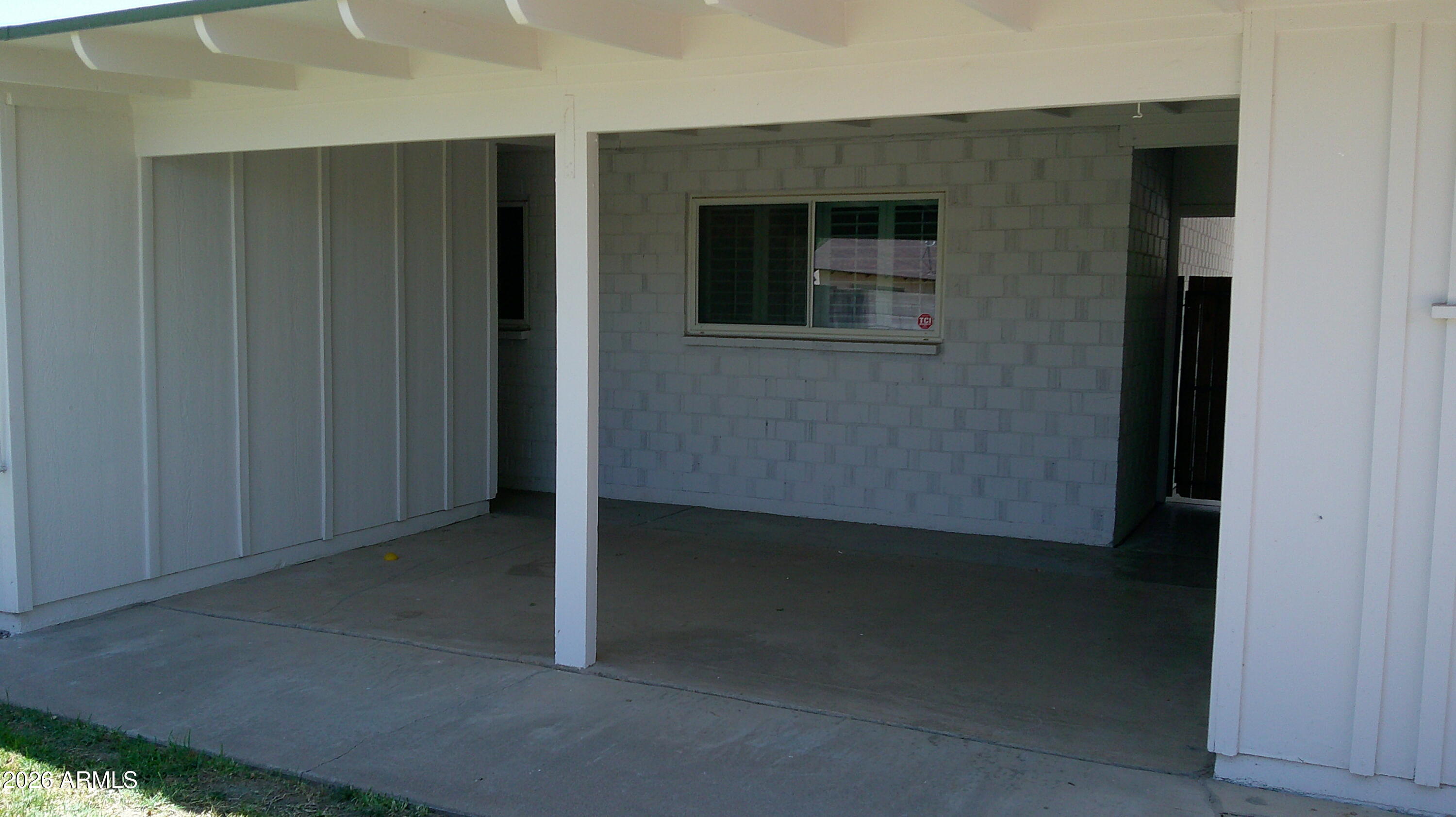 SCOTTSDALE ESTATES 14 LOTS 1845-1925 - Residential Lease