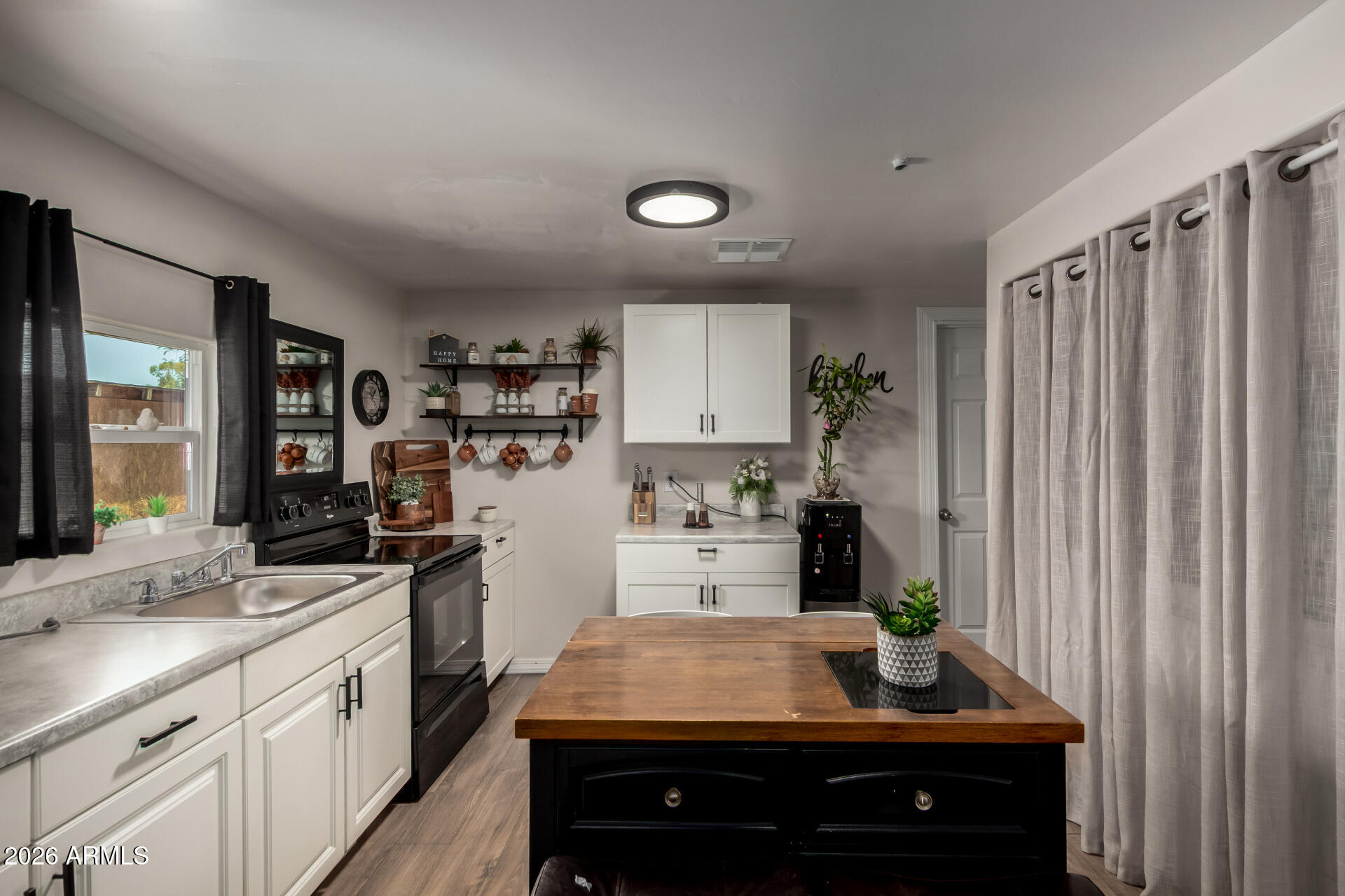 Shadow Ridge Estates Family Mobile Home Park - Residential