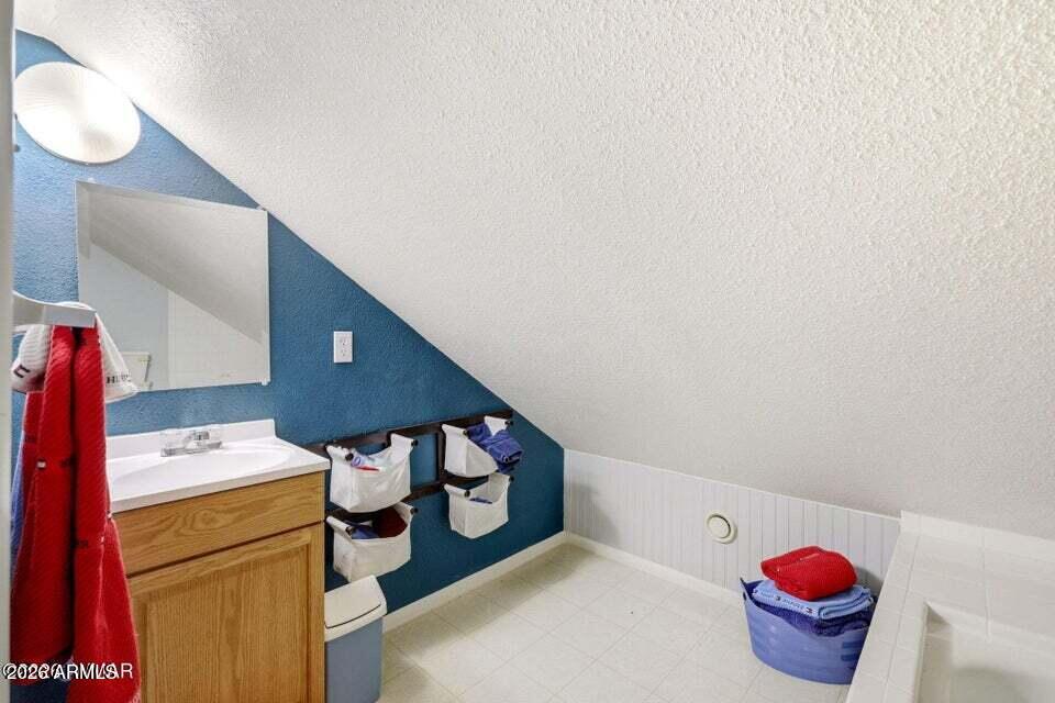TIMBERLAKE PINES PINEWOODS UNIT 2 - Residential