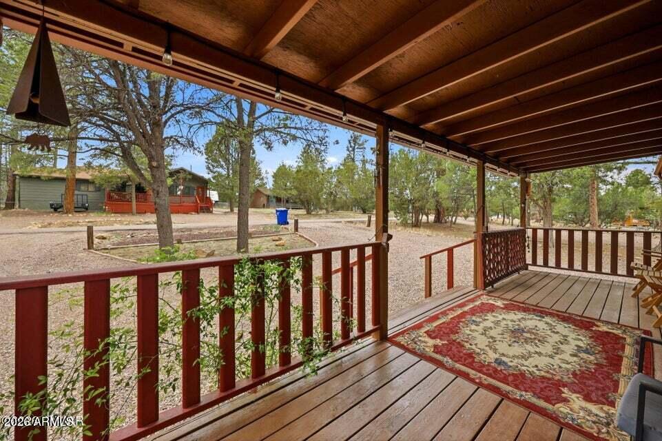 TIMBERLAKE PINES PINEWOODS UNIT 2 - Residential