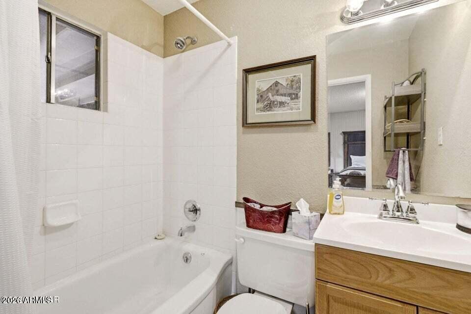 TIMBERLAKE PINES PINEWOODS UNIT 2 - Residential