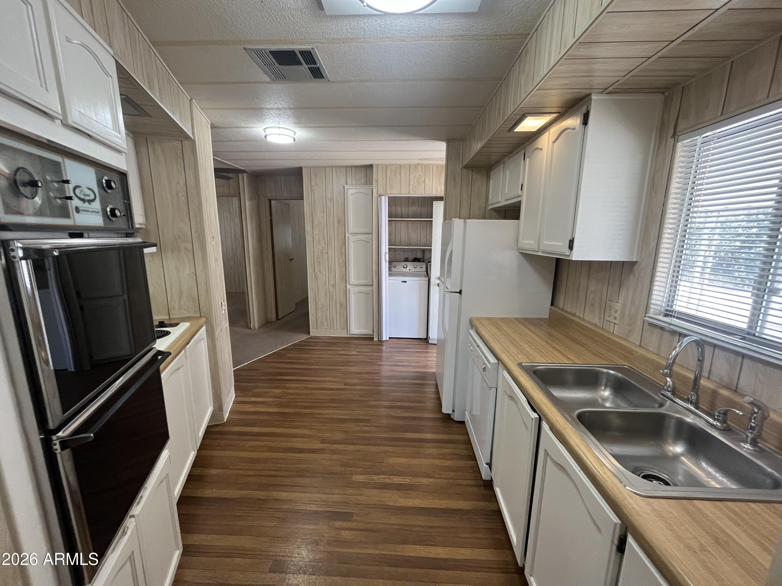 Casa Del Sol East - Residential