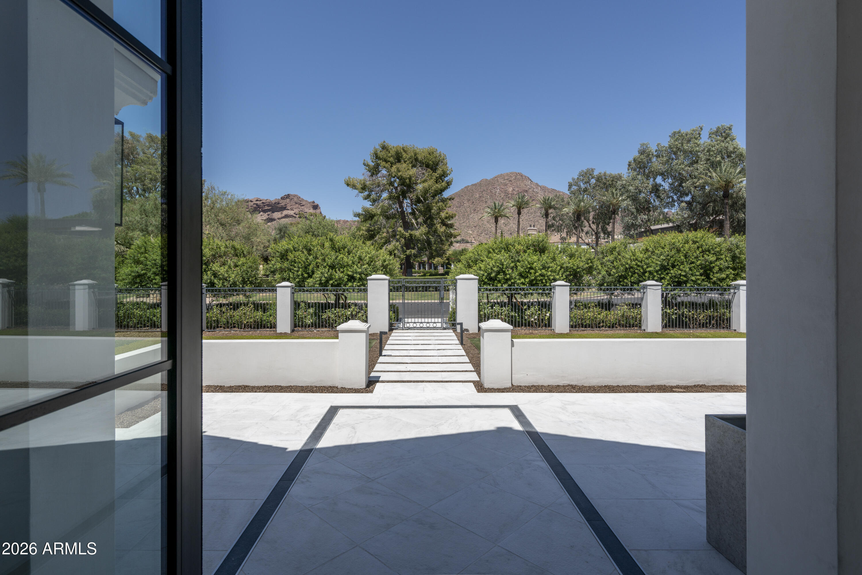 LAFAYETTE VILLA - Residential