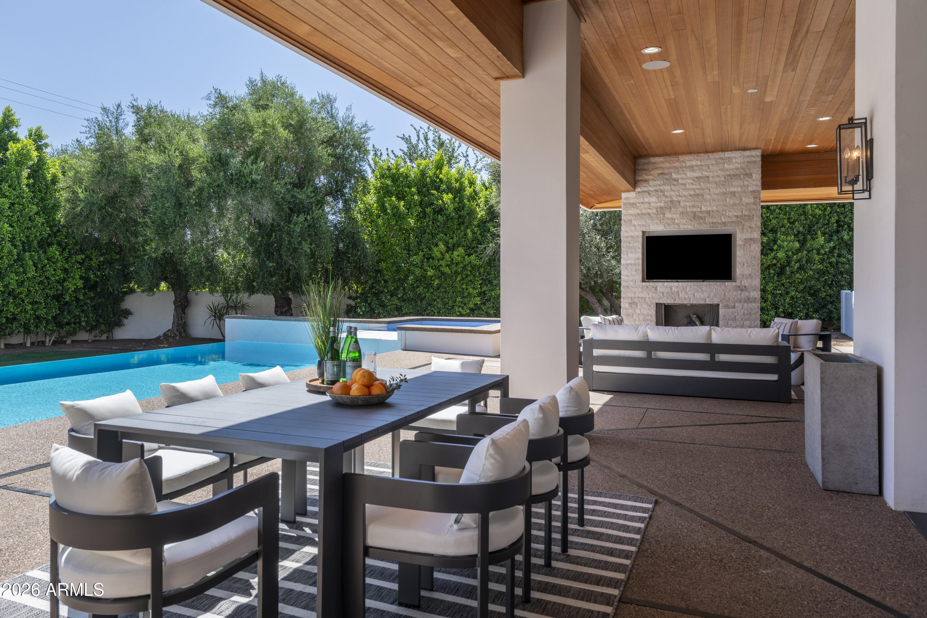 LAFAYETTE VILLA - Residential