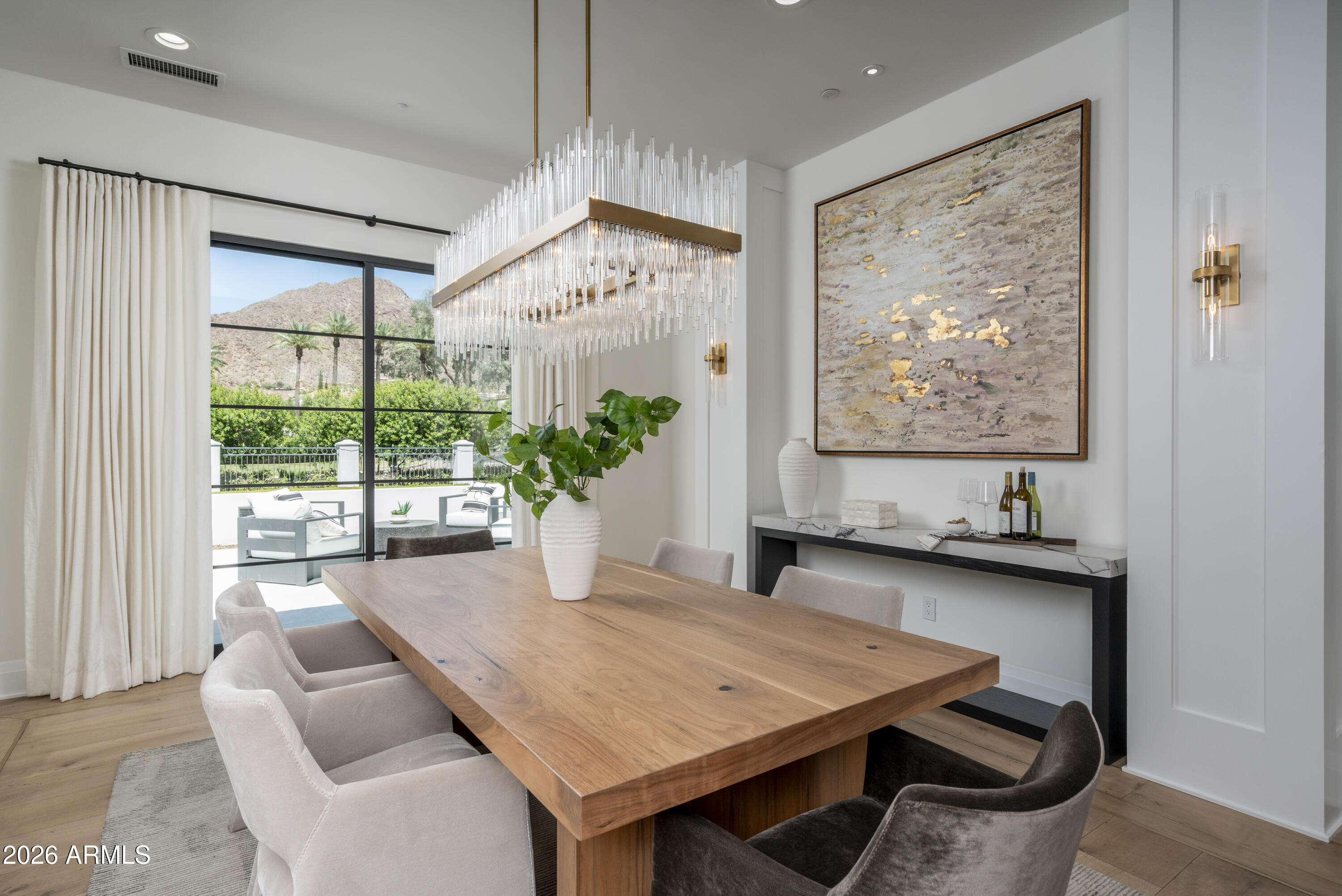 LAFAYETTE VILLA - Residential