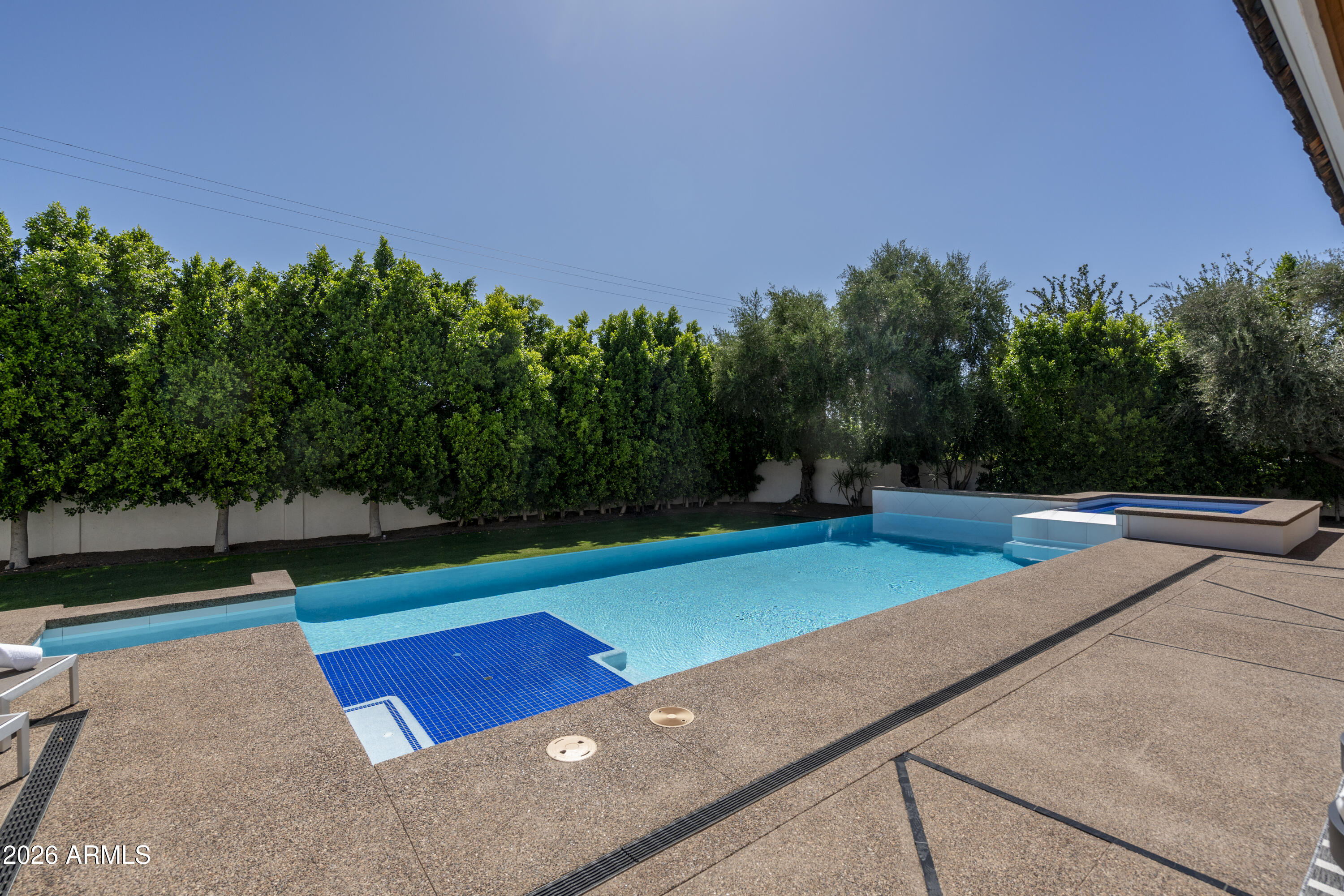 LAFAYETTE VILLA - Residential