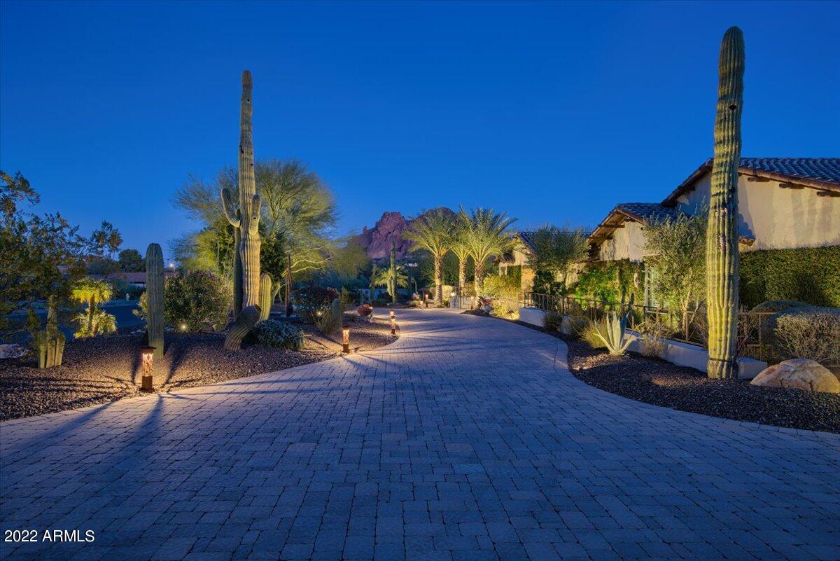 Arroyo Heights - Residential