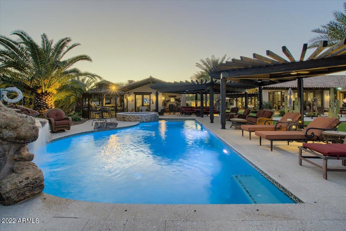 Arroyo Heights - Residential